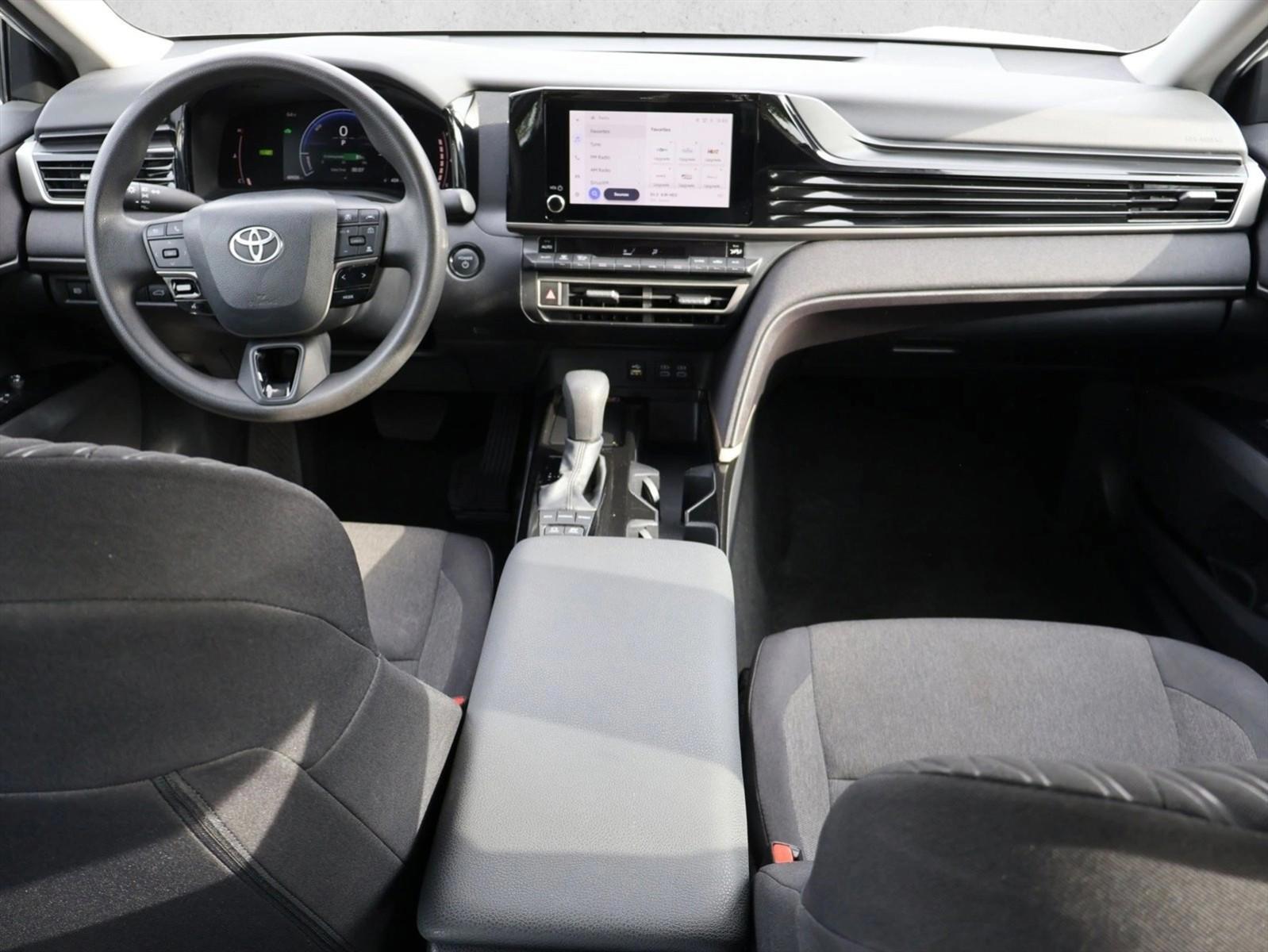 Thumbnail: 2025 Toyota Camry - 4