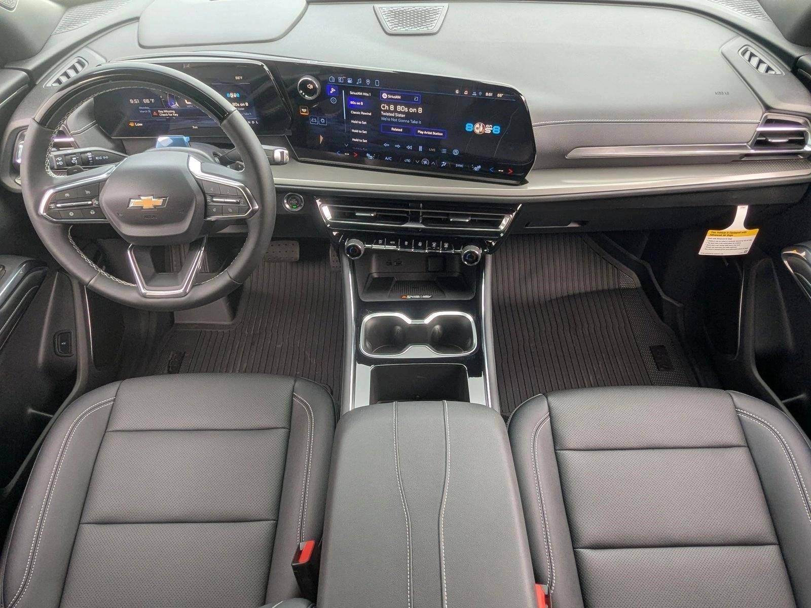 Thumbnail: 2026 Chevrolet Traverse - 4