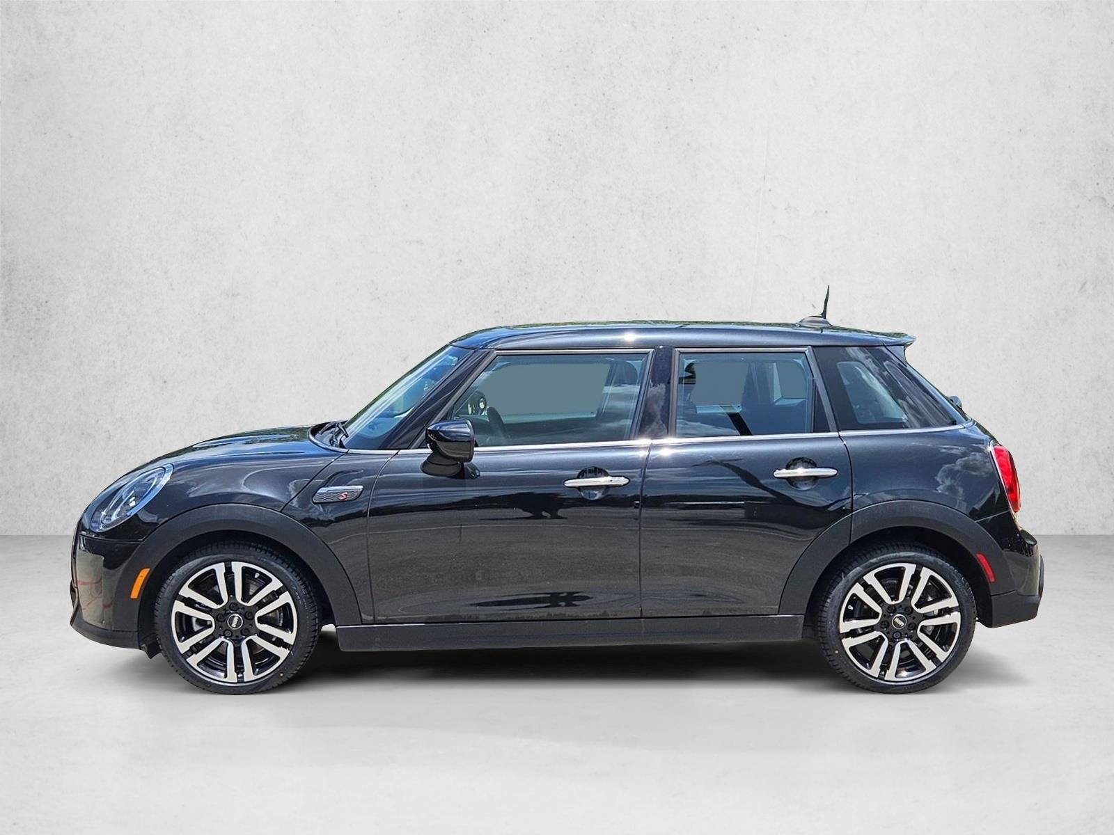 Thumbnail: 2023 MINI Cooper Hardtop - 2