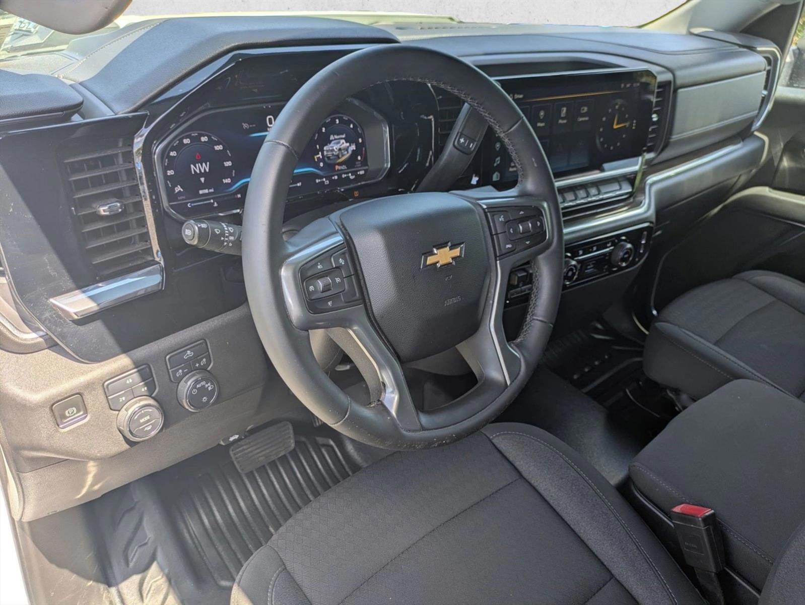 Thumbnail: 2024 Chevrolet Silverado 2500 - 3