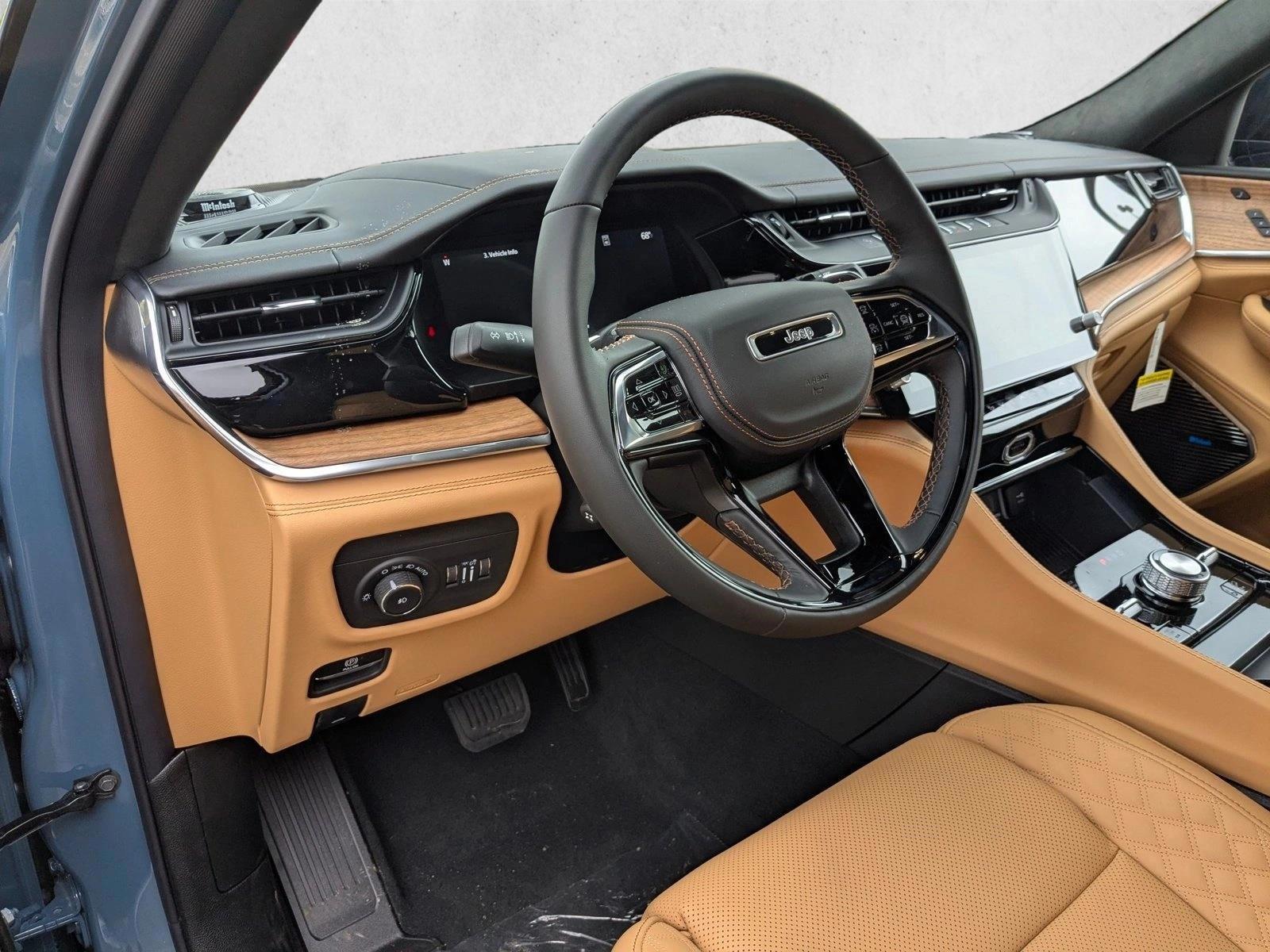 Thumbnail: 2026 Jeep Grand Cherokee L - 3