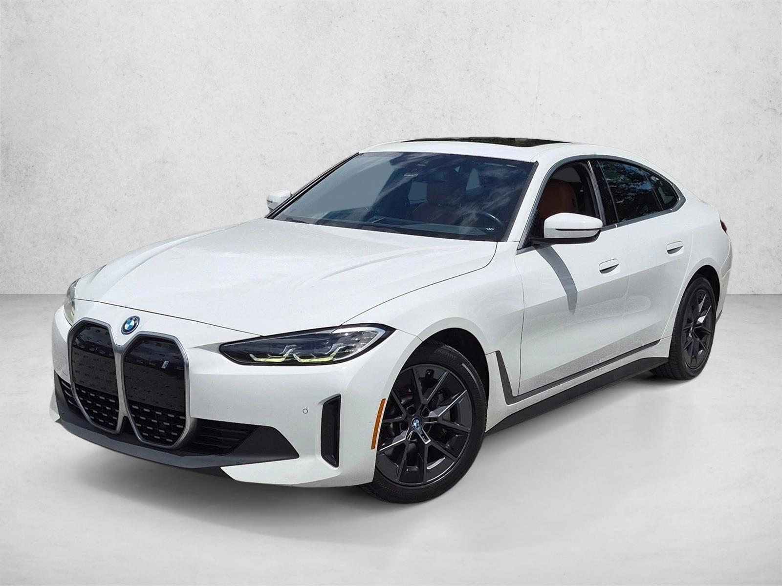 Thumbnail: 2023 BMW i4 - 1