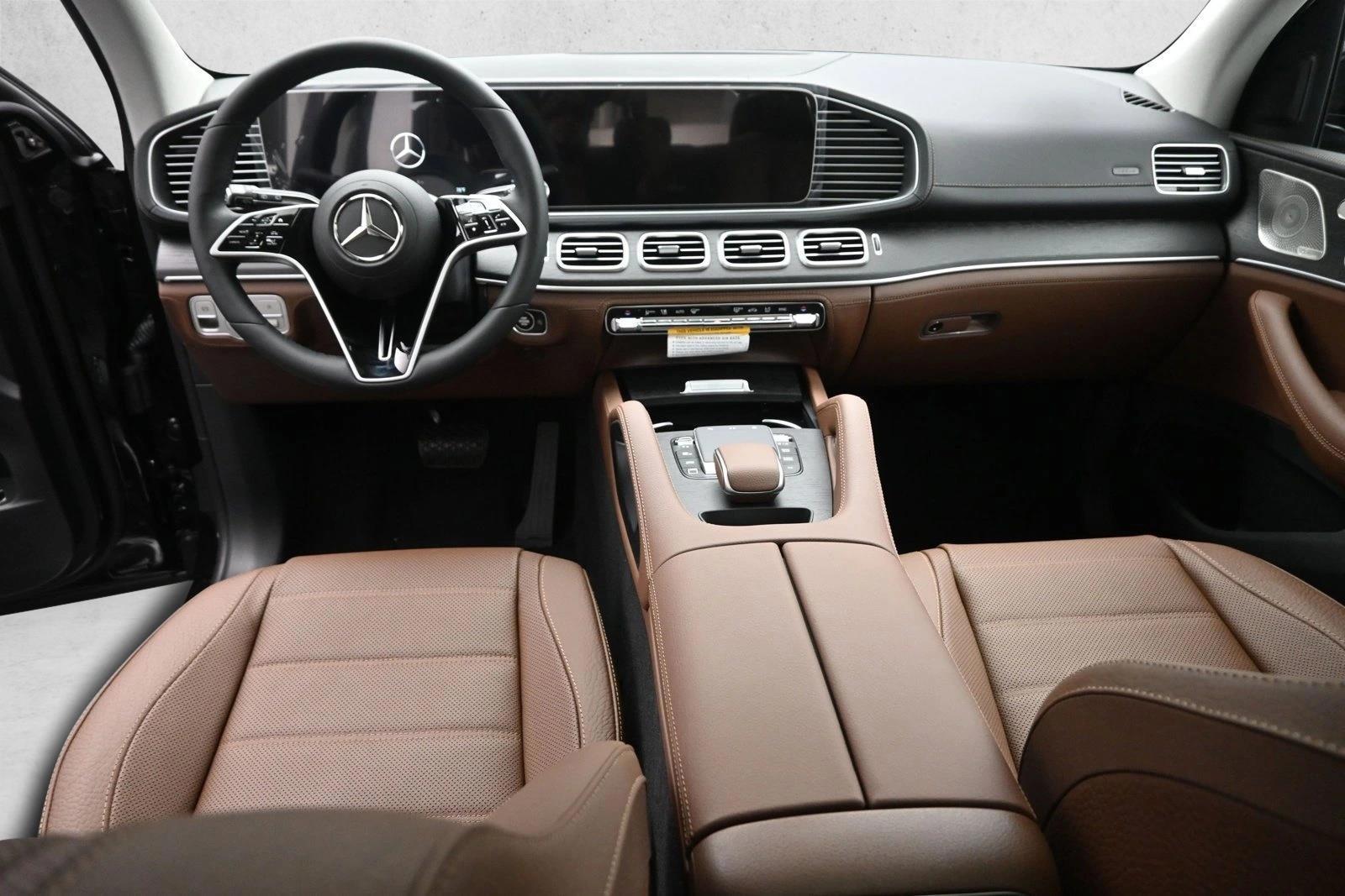 Thumbnail: 2026 Mercedes-Benz GLE - 4