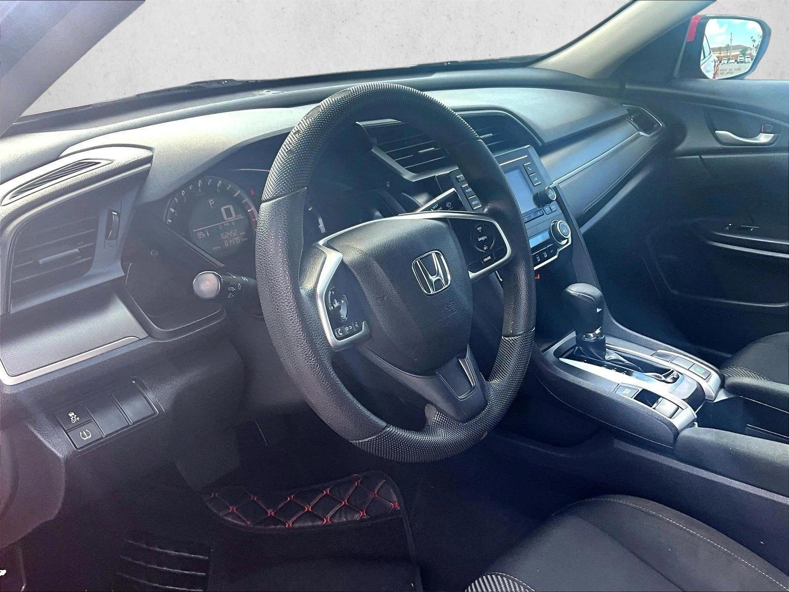 Thumbnail: 2016 Honda Civic - 4