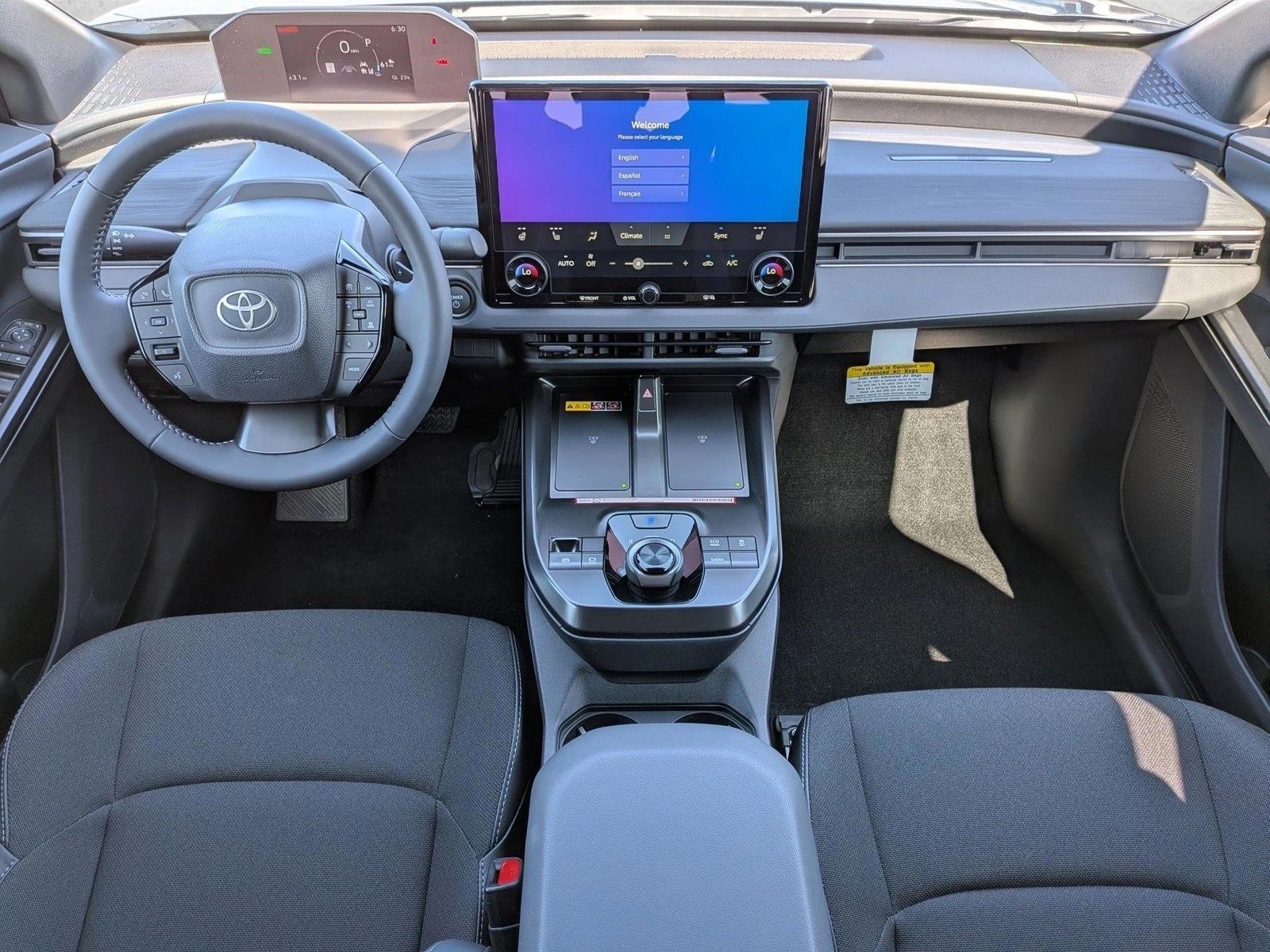 Thumbnail: 2026 Toyota C-HR - 4