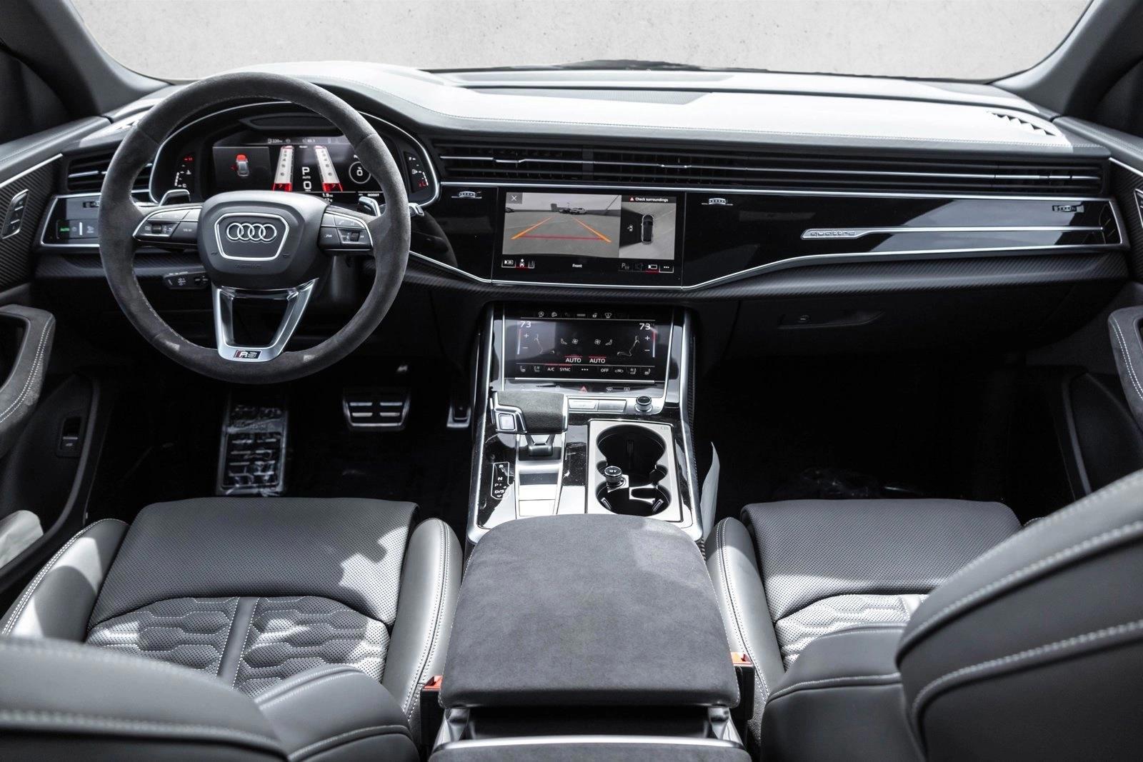 Thumbnail: 2026 Audi RS Q8 - 4