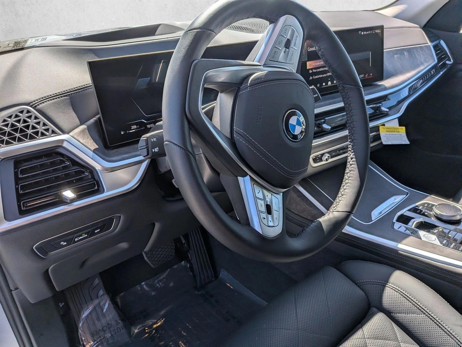 Thumbnail: 2026 BMW X7 - 3