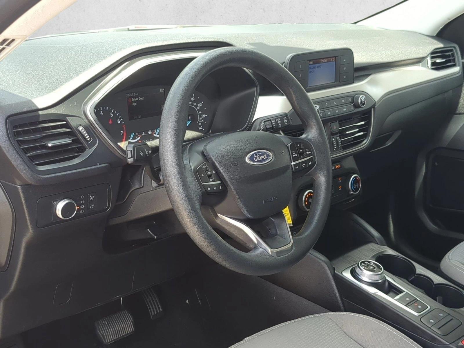 Thumbnail: 2022 Ford Escape - 3