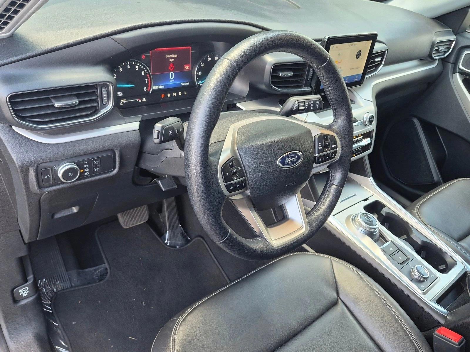 Thumbnail: 2022 Ford Explorer - 3