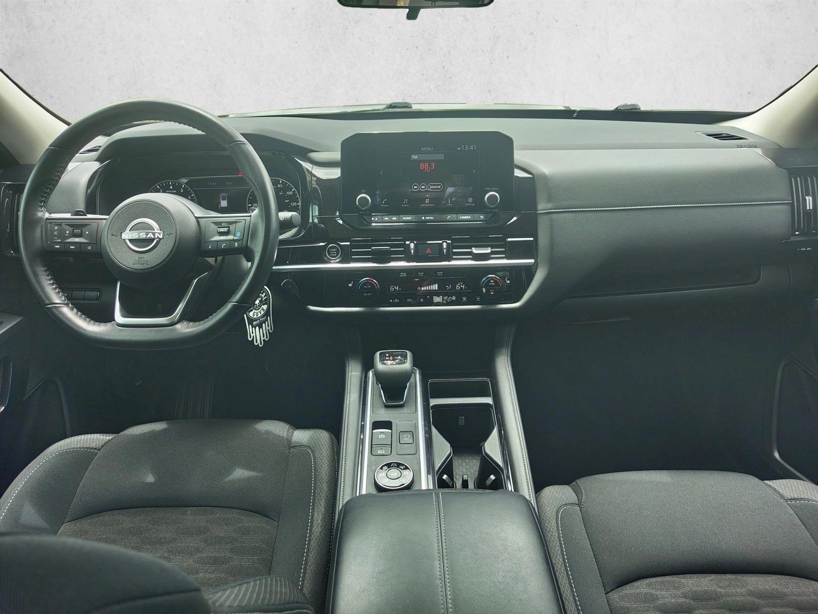 Thumbnail: 2024 Nissan Pathfinder - 3
