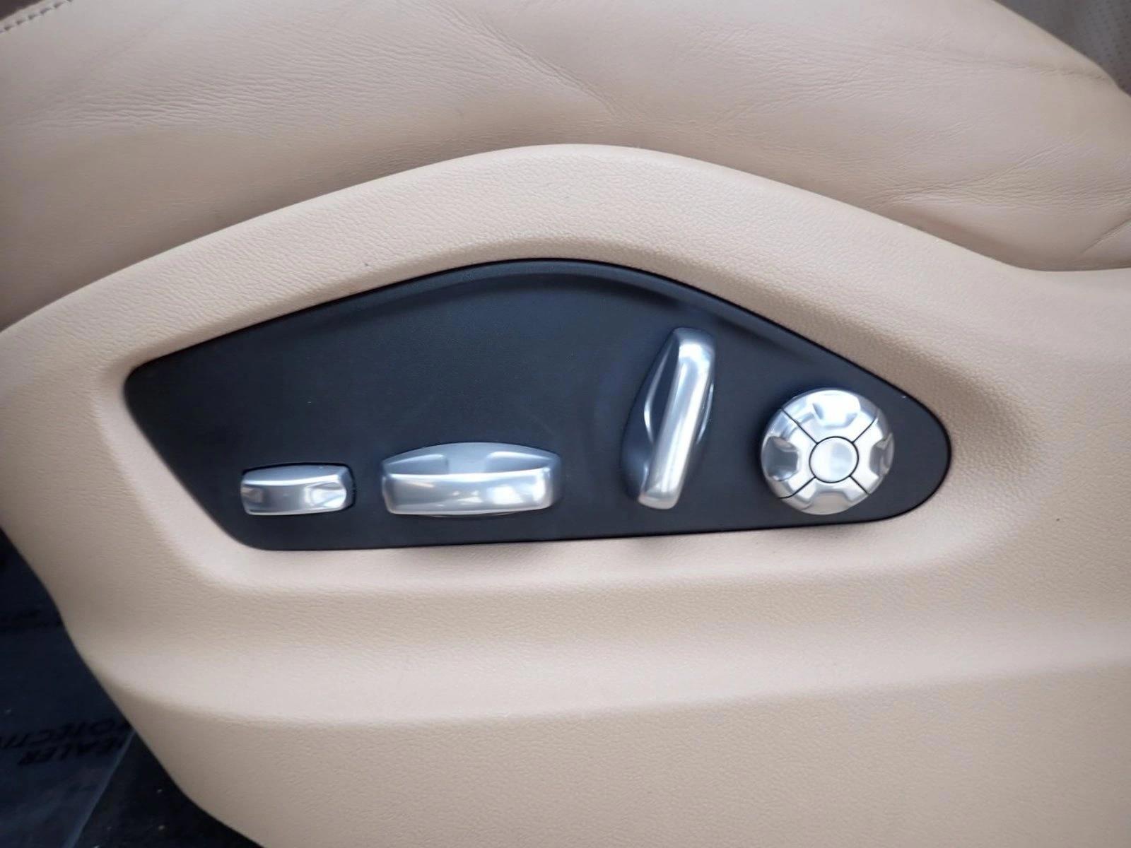 Thumbnail: 2020 Porsche Cayenne - 4
