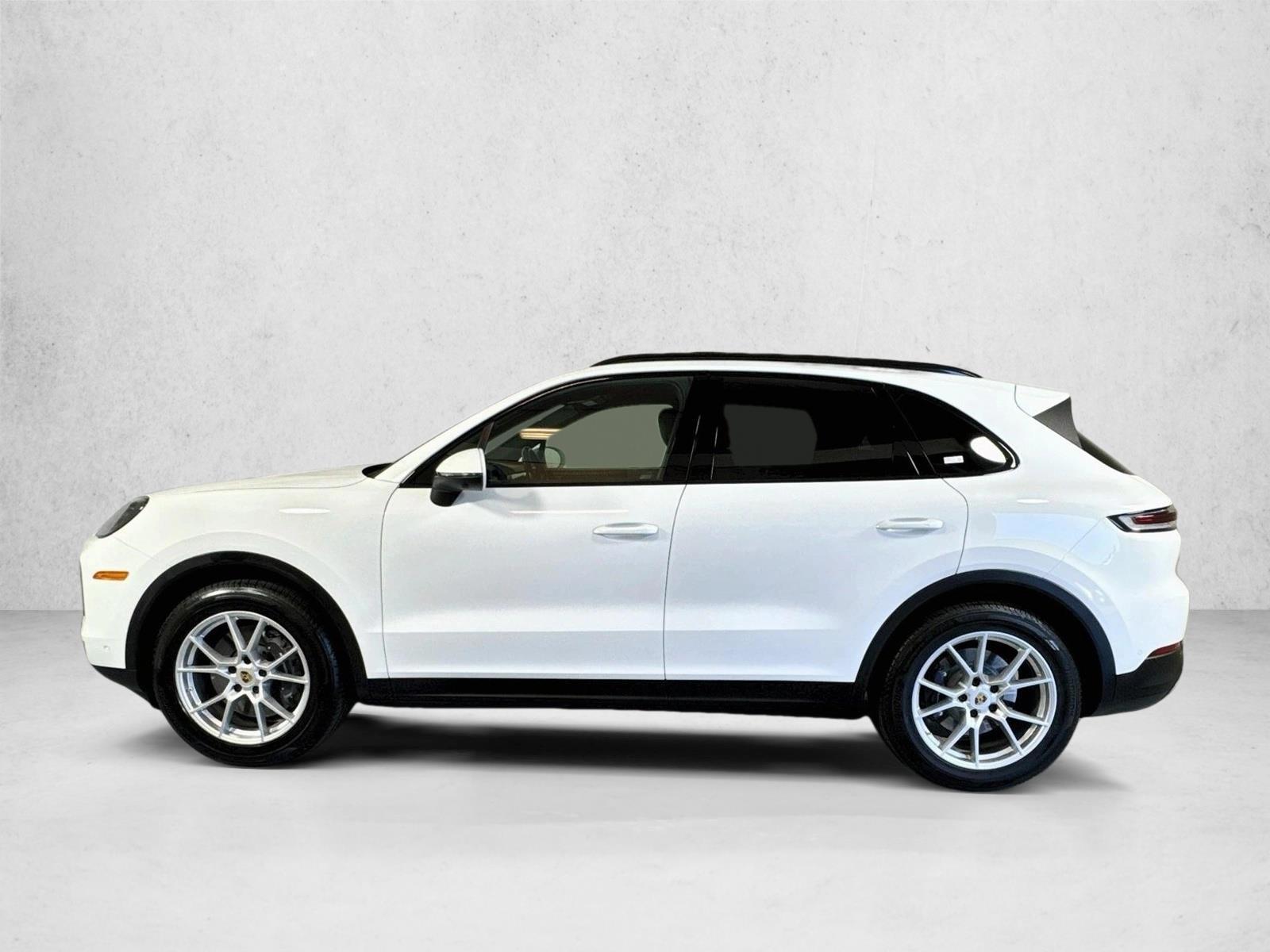 Thumbnail: 2024 Porsche Cayenne - 2