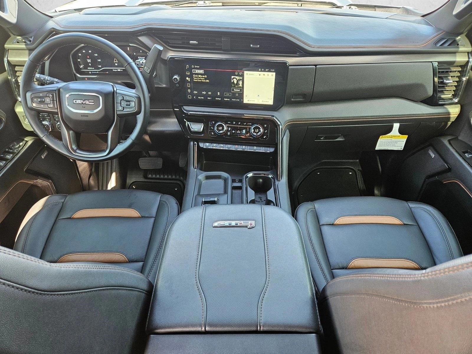 Thumbnail: 2024 GMC Sierra 2500 - 3