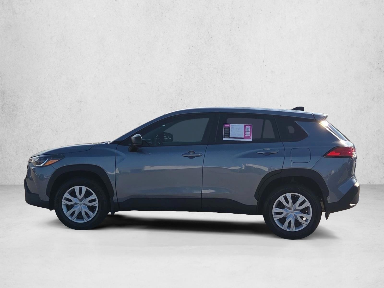 Thumbnail: 2022 Toyota Corolla Cross - 2