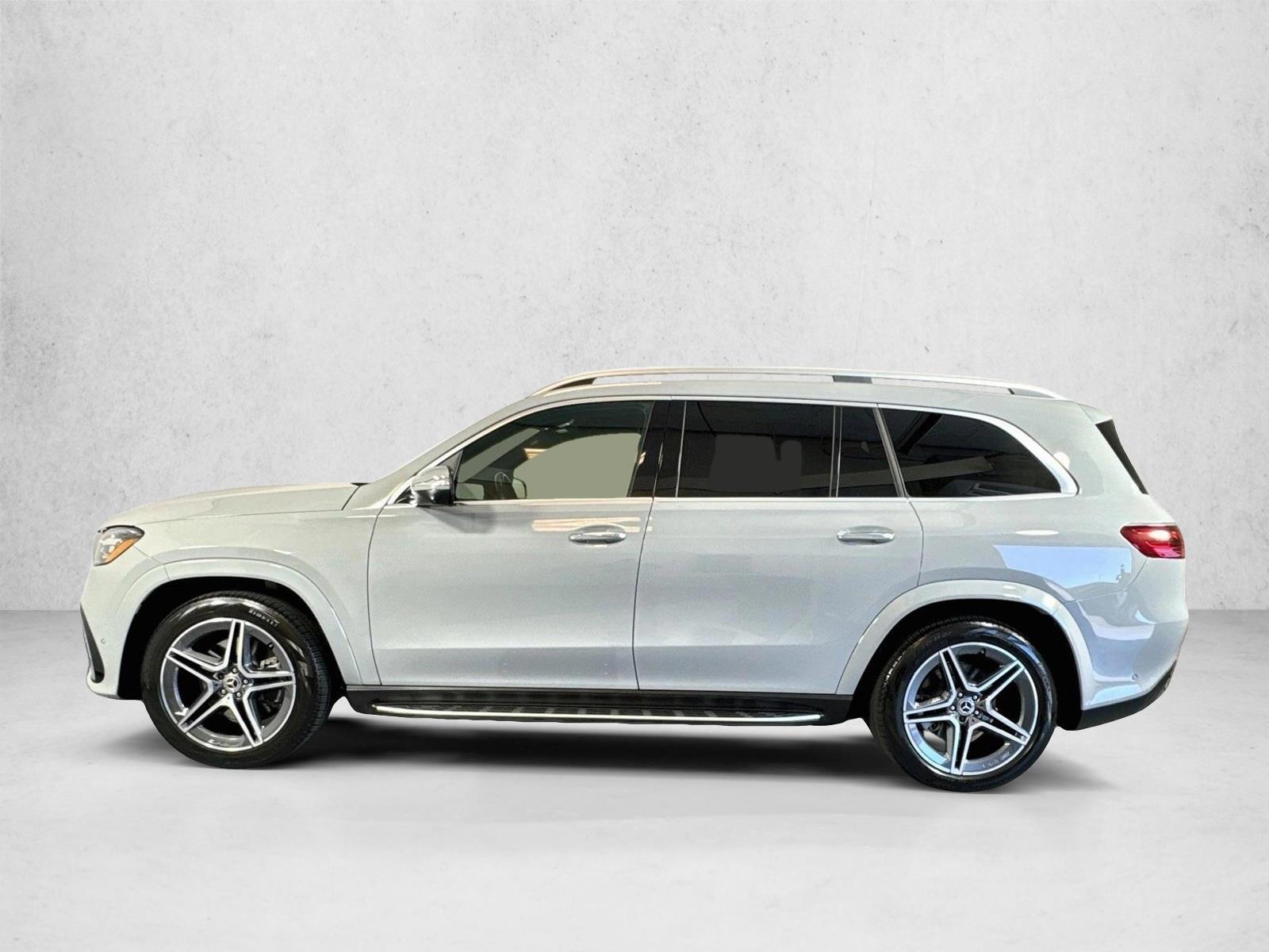 Thumbnail: 2024 Mercedes-Benz GLS - 2