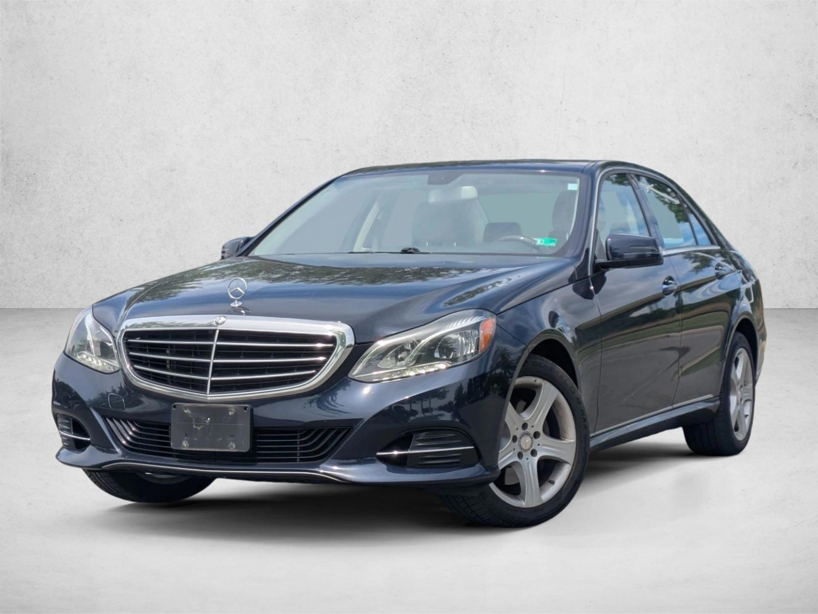 Thumbnail: 2014 Mercedes-Benz E-Class - 1