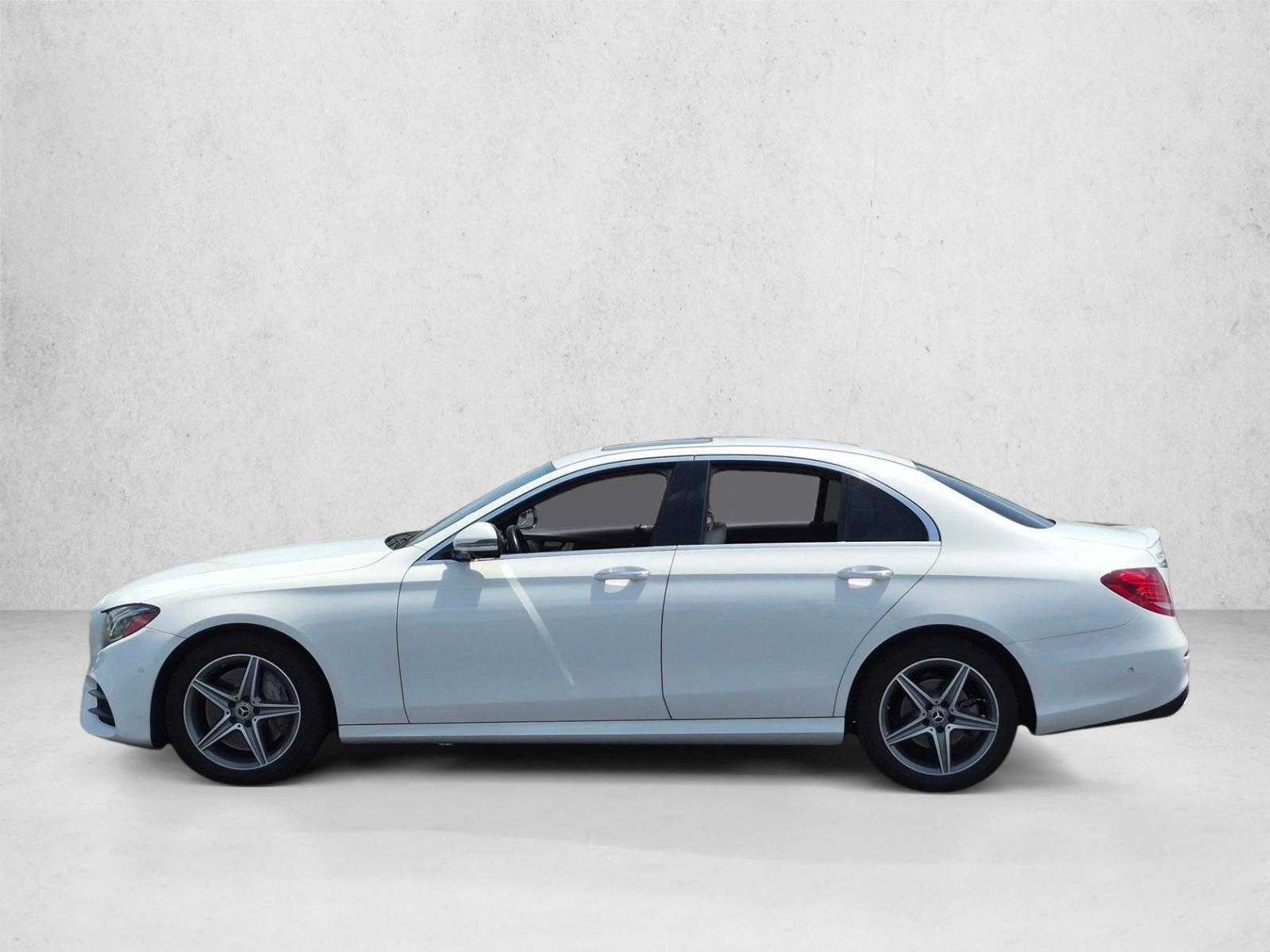 Thumbnail: 2020 Mercedes-Benz E-Class - 2