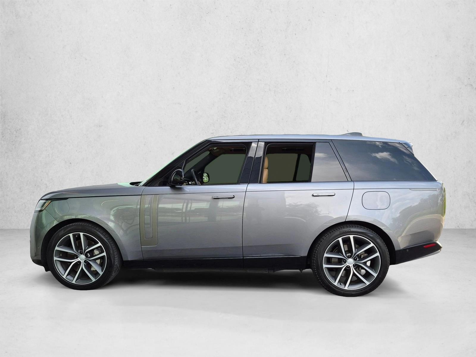 Thumbnail: 2025 Land Rover Range Rover - 2