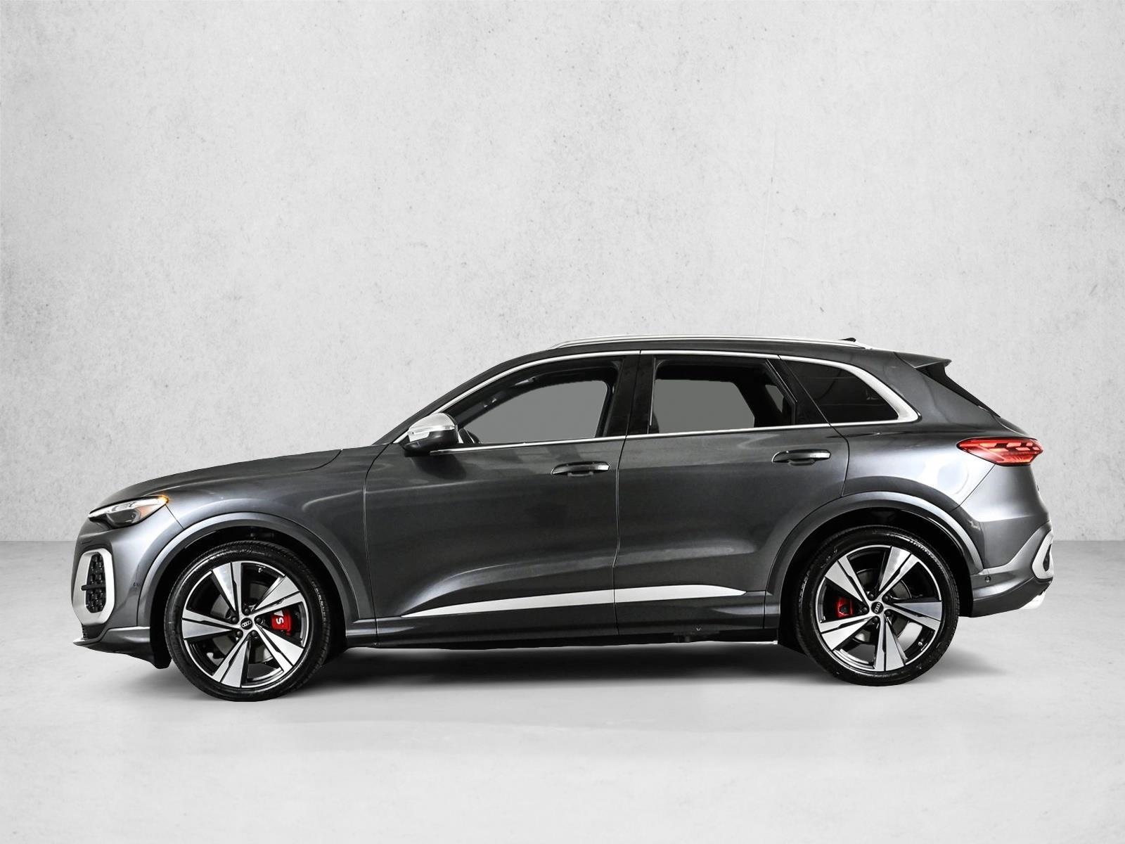 Thumbnail: 2026 Audi SQ5 - 2