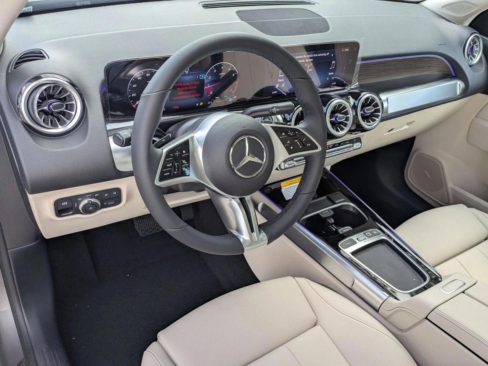Thumbnail: 2026 Mercedes-Benz GLB - 3