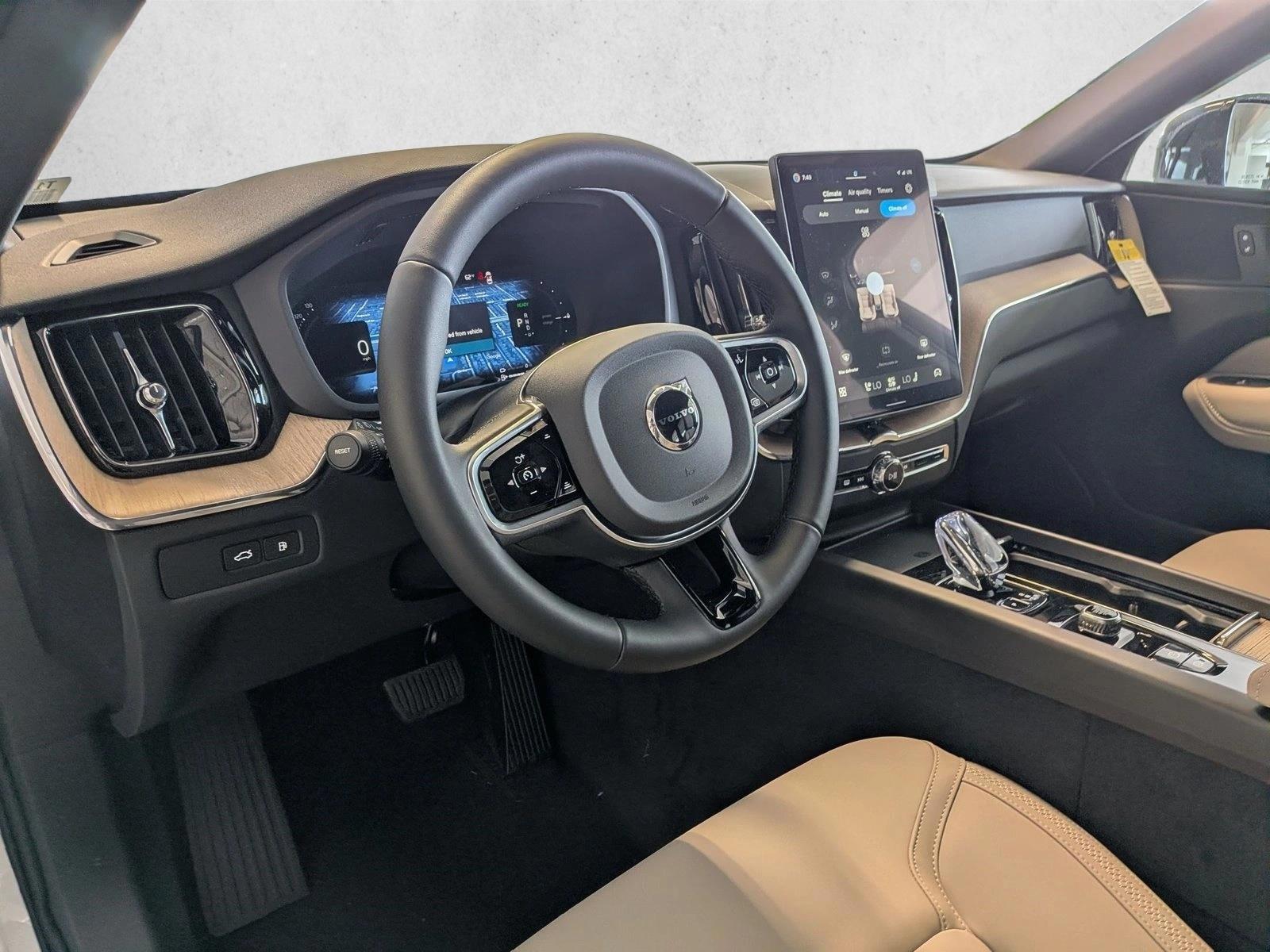 Thumbnail: 2026 Volvo XC60 - 3