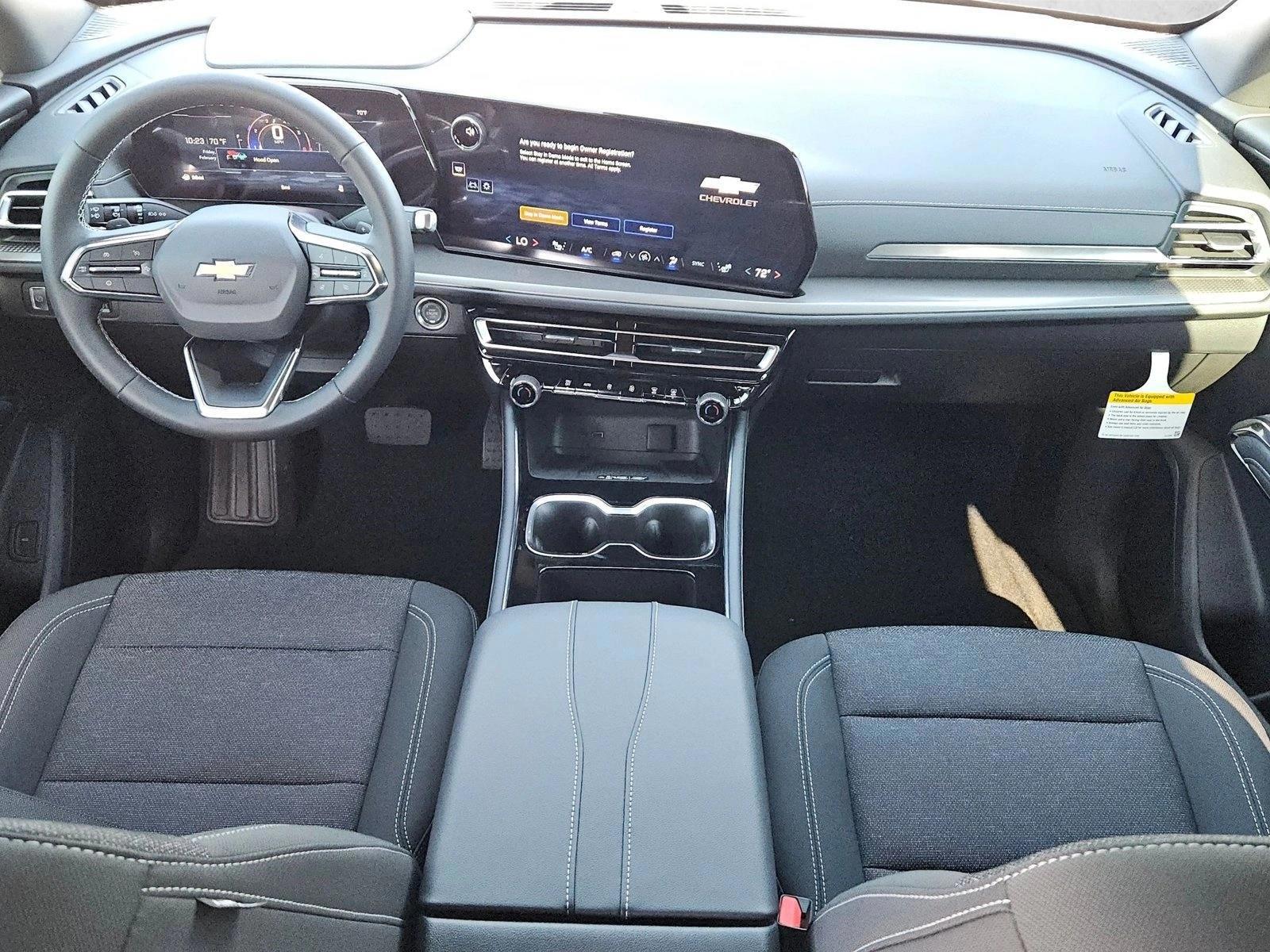 Thumbnail: 2026 Chevrolet Traverse - 3