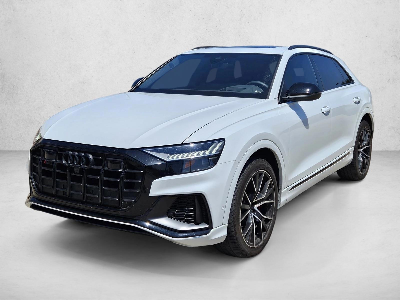 Thumbnail: 2023 Audi SQ8 - 1