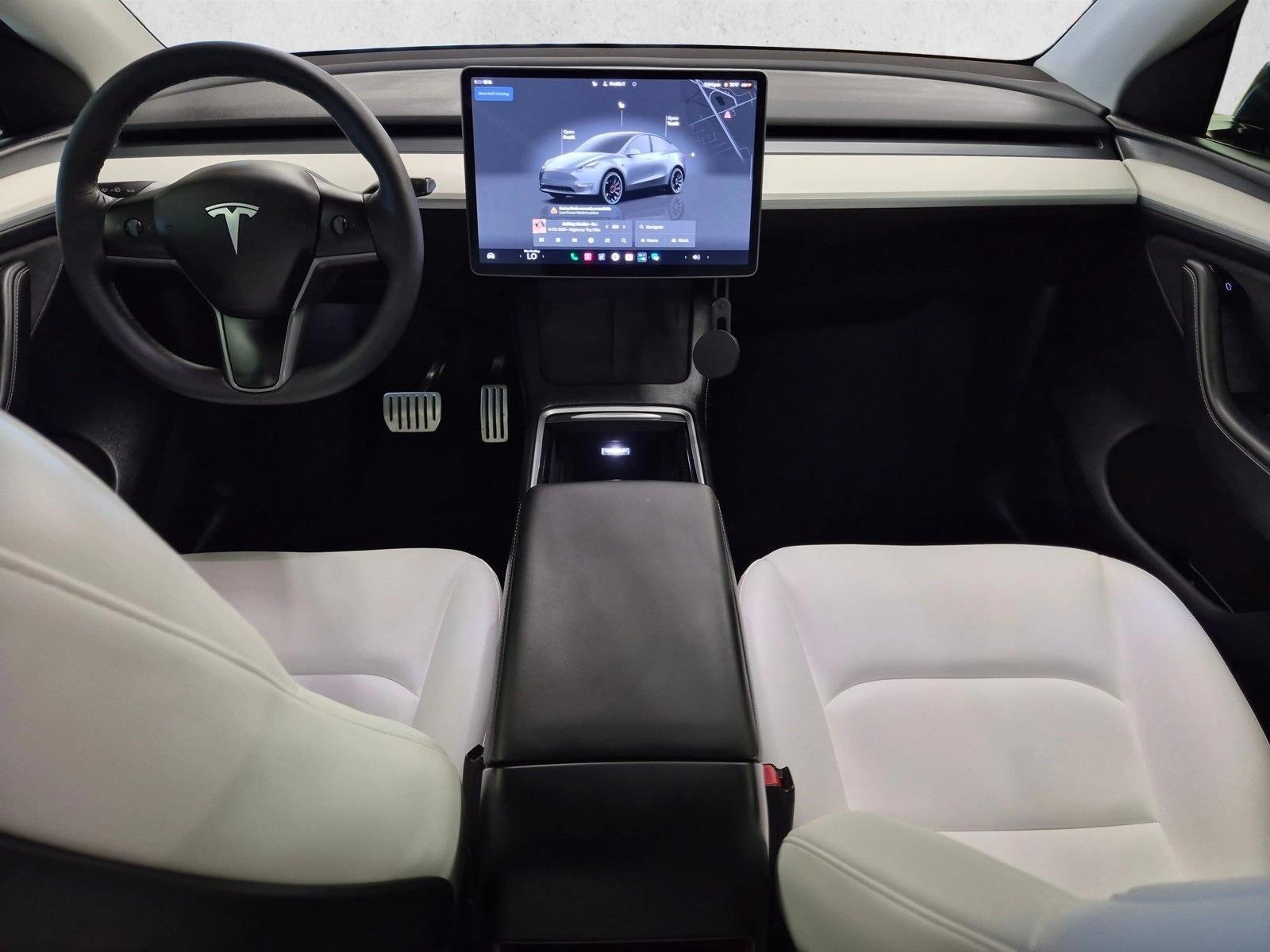 Thumbnail: 2024 Tesla Model Y - 3