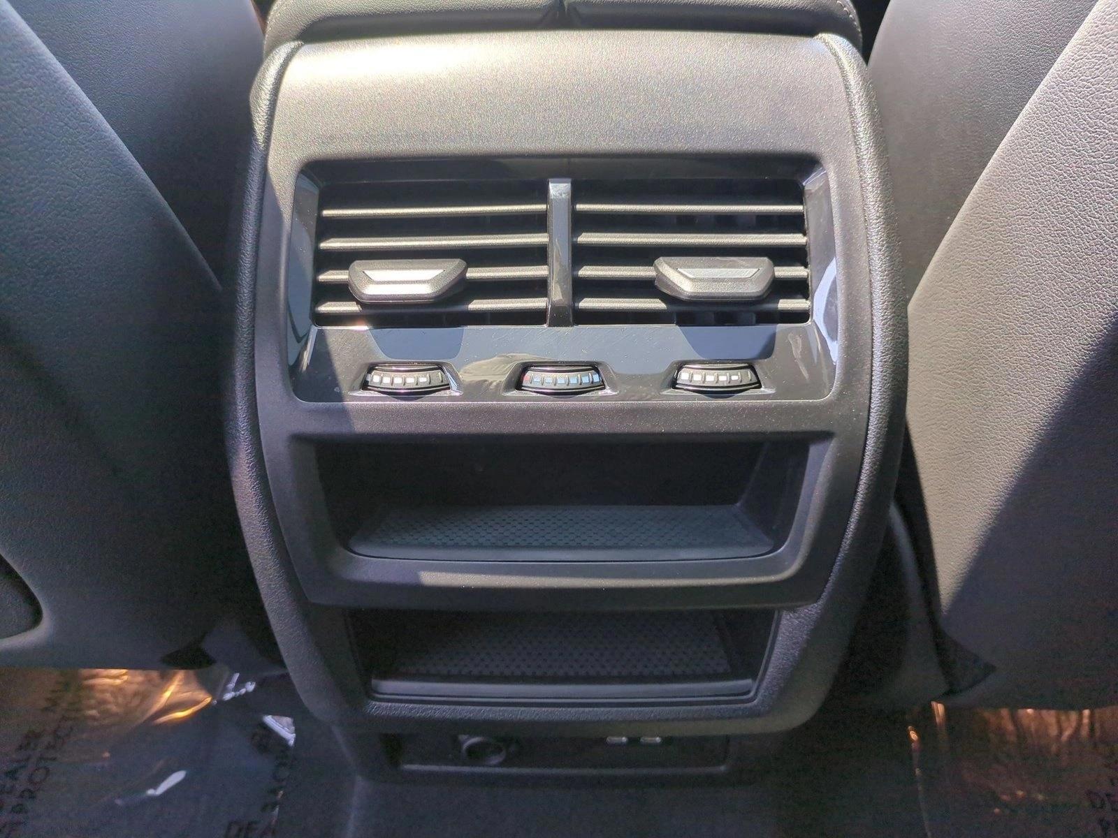2025 BMW X5 40i - Photo 18