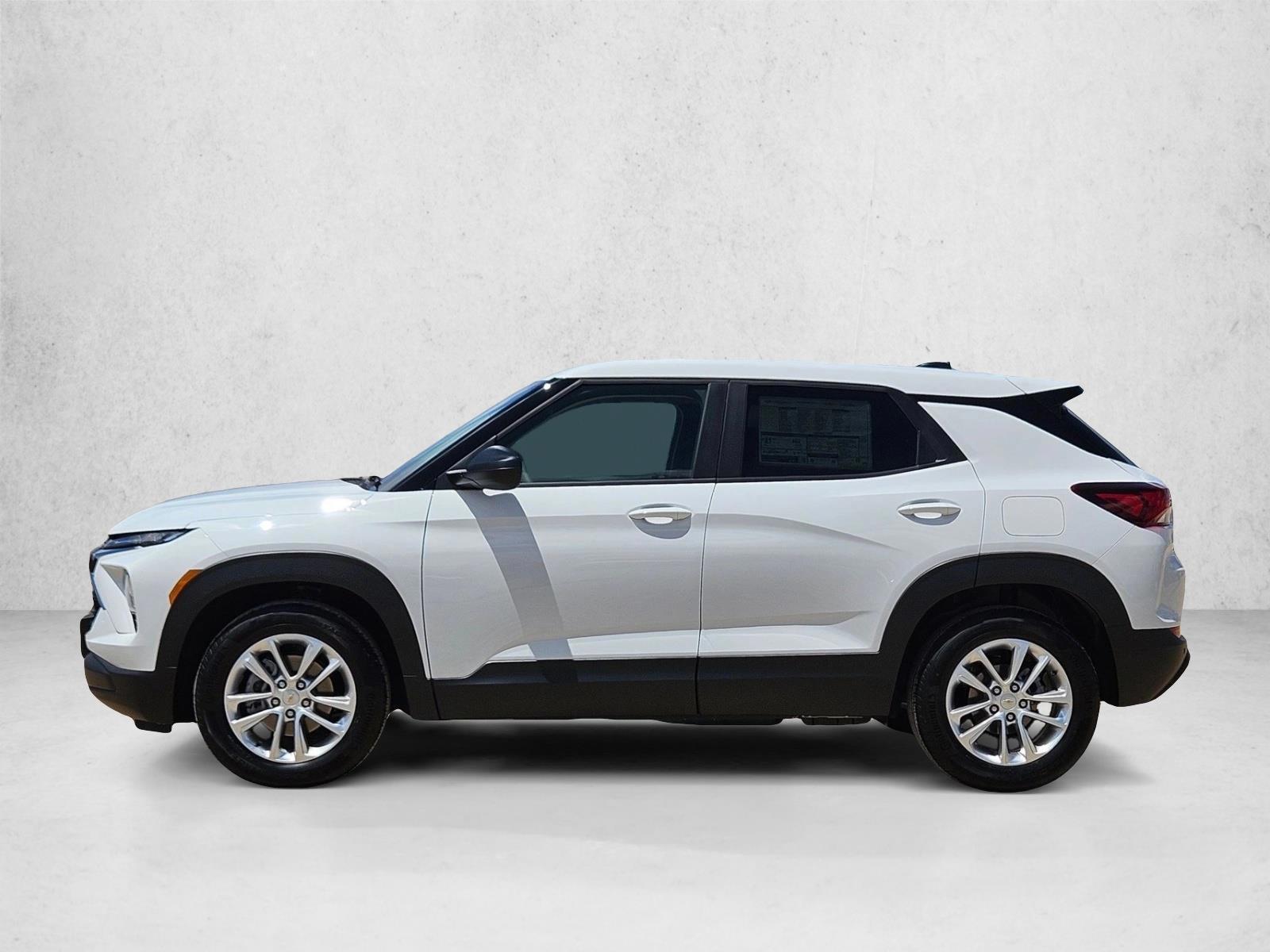 Thumbnail: 2026 Chevrolet TrailBlazer - 2