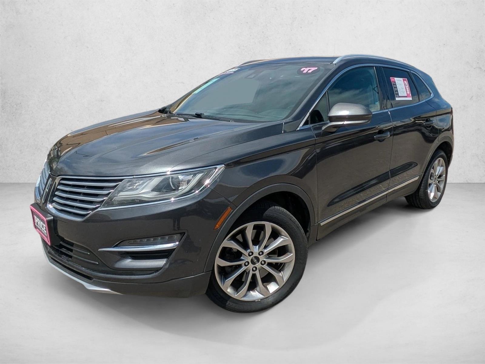 Thumbnail: 2017 Lincoln MKC - 1