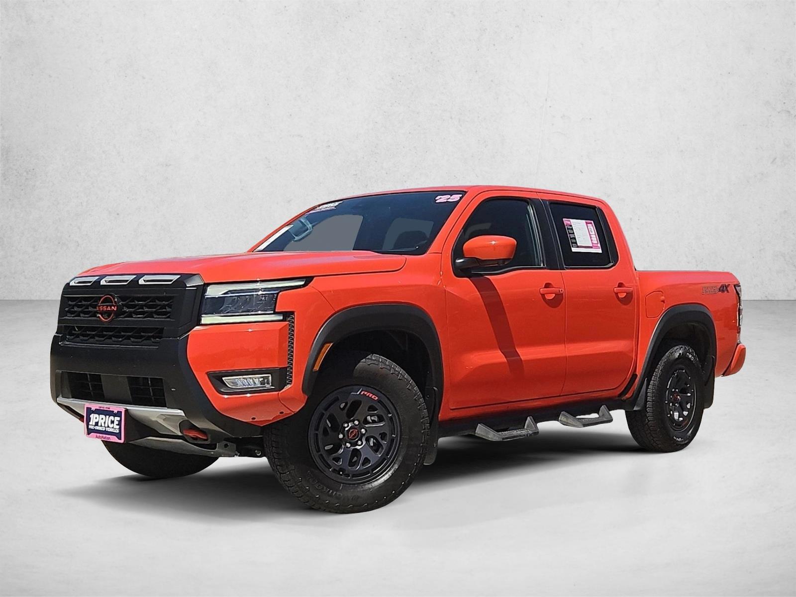 2025 Nissan Frontier PRO-4X Crew Cab 4X4's photo
