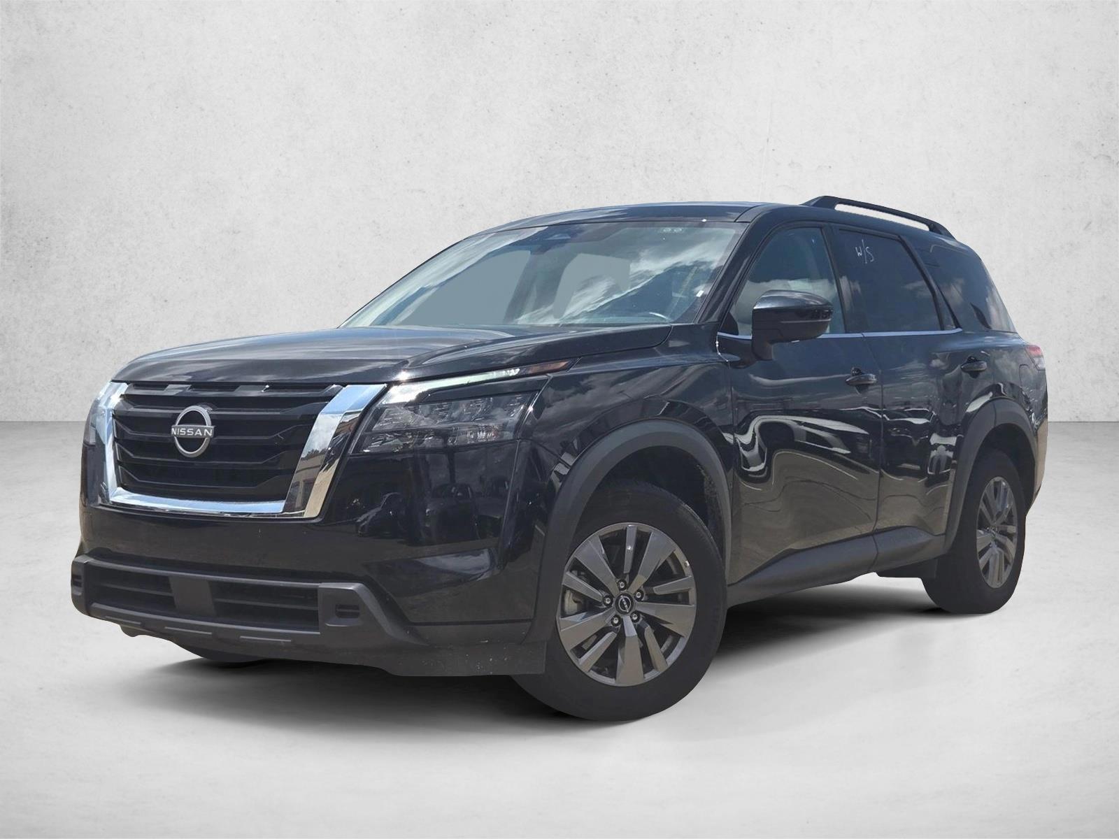 Thumbnail: 2025 Nissan Pathfinder - 1