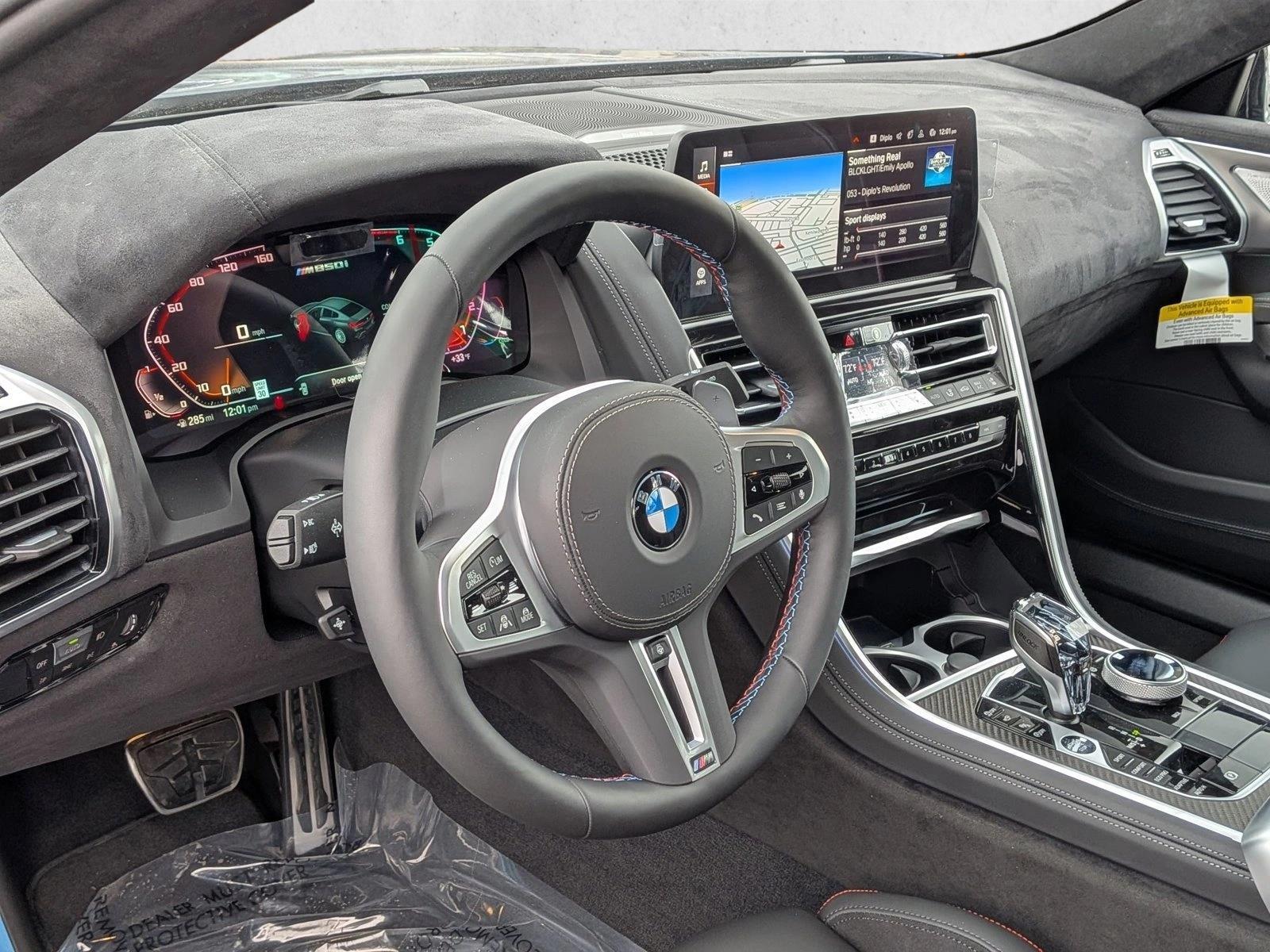 Thumbnail: 2026 BMW 8 Series - 3