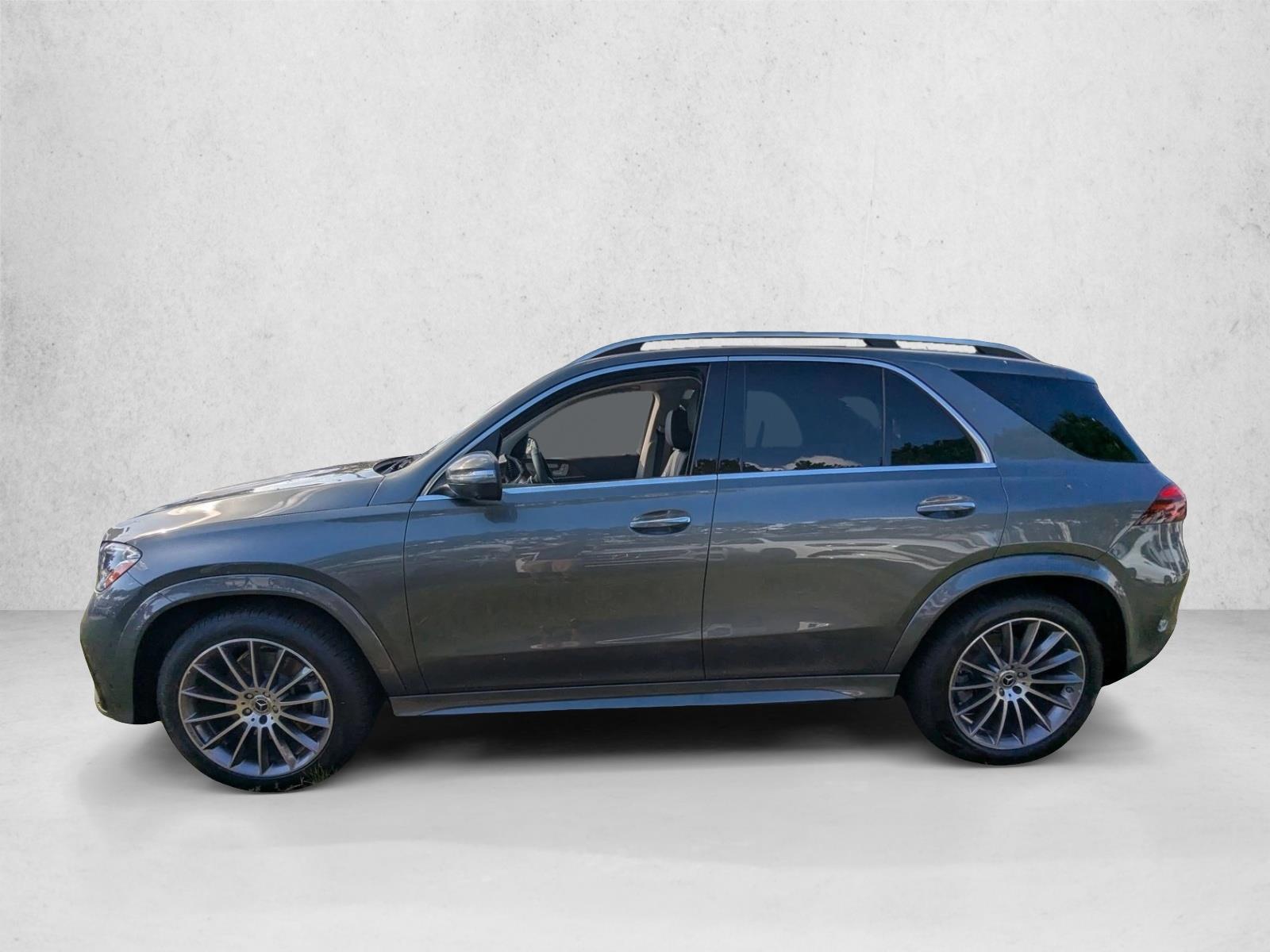 Thumbnail: 2026 Mercedes-Benz GLE - 2