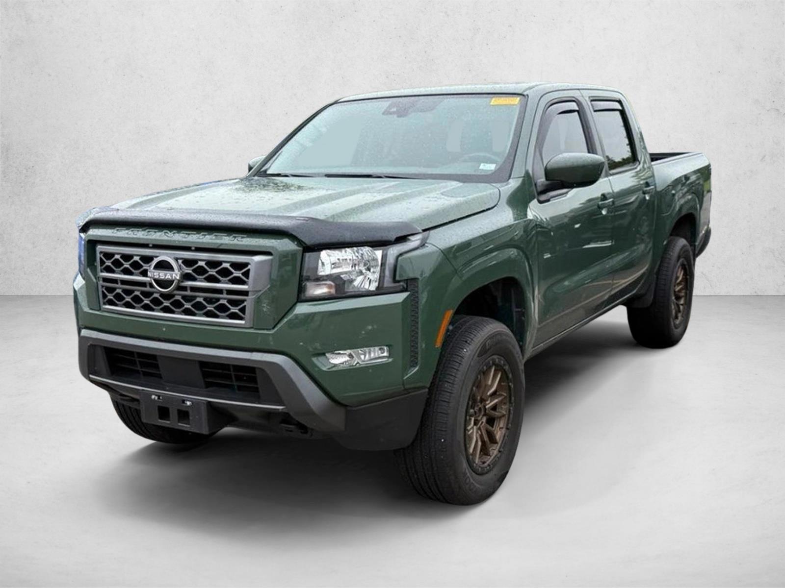2022 Nissan Frontier SV Crew Cab 4X4 SWB's photo