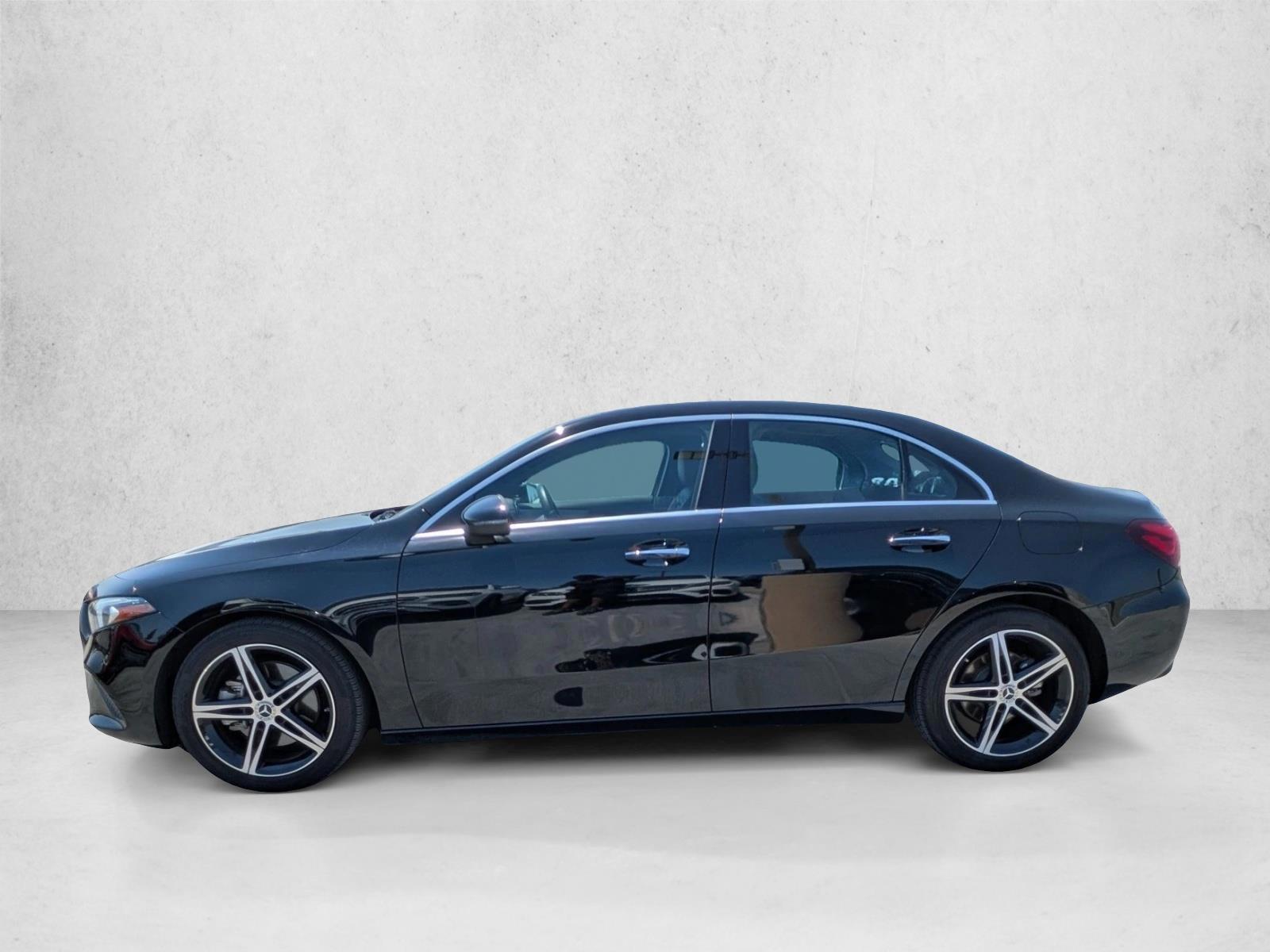 Thumbnail: 2022 Mercedes-Benz A-Class - 2