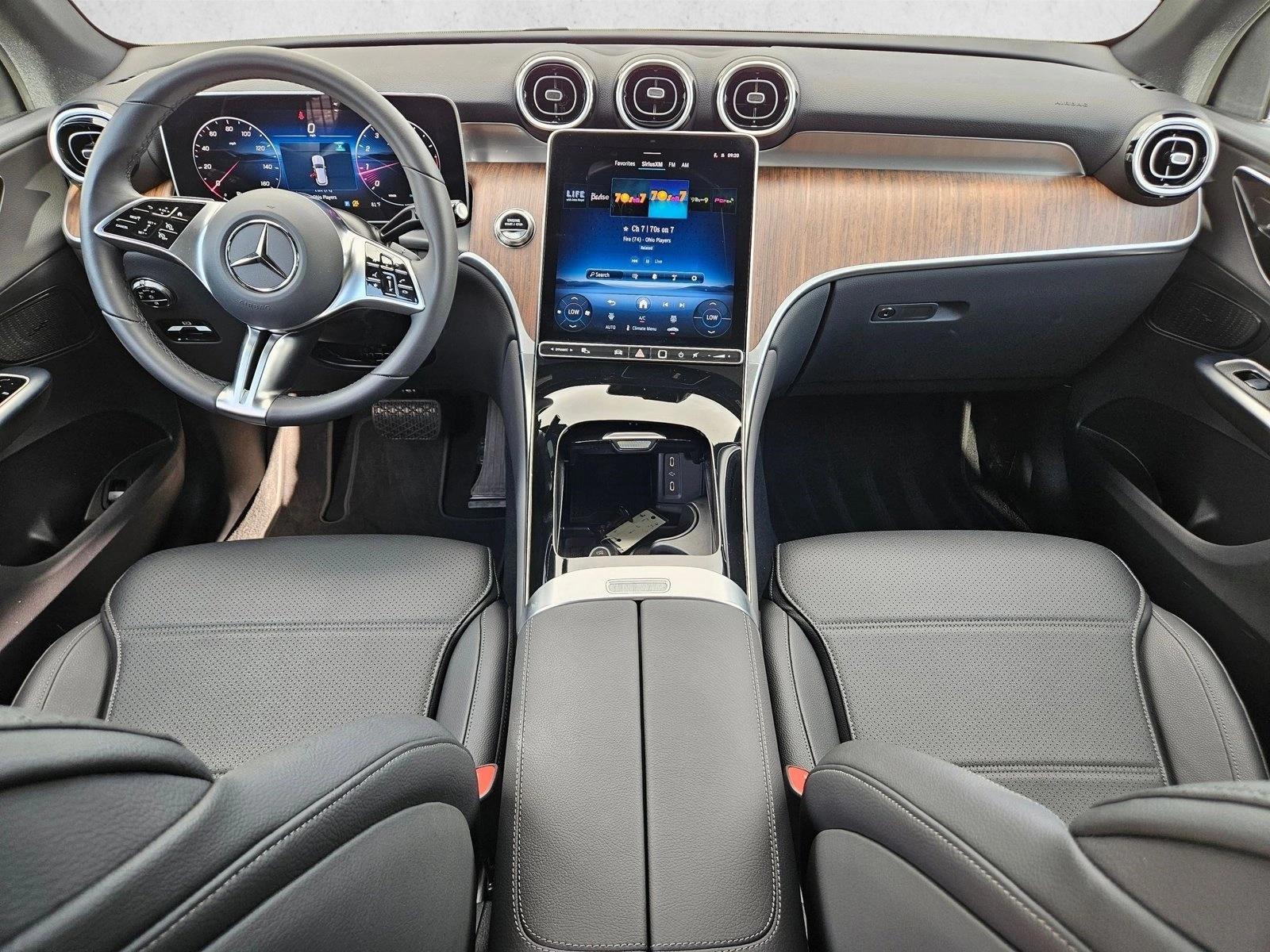 Thumbnail: 2026 Mercedes-Benz GLC - 4