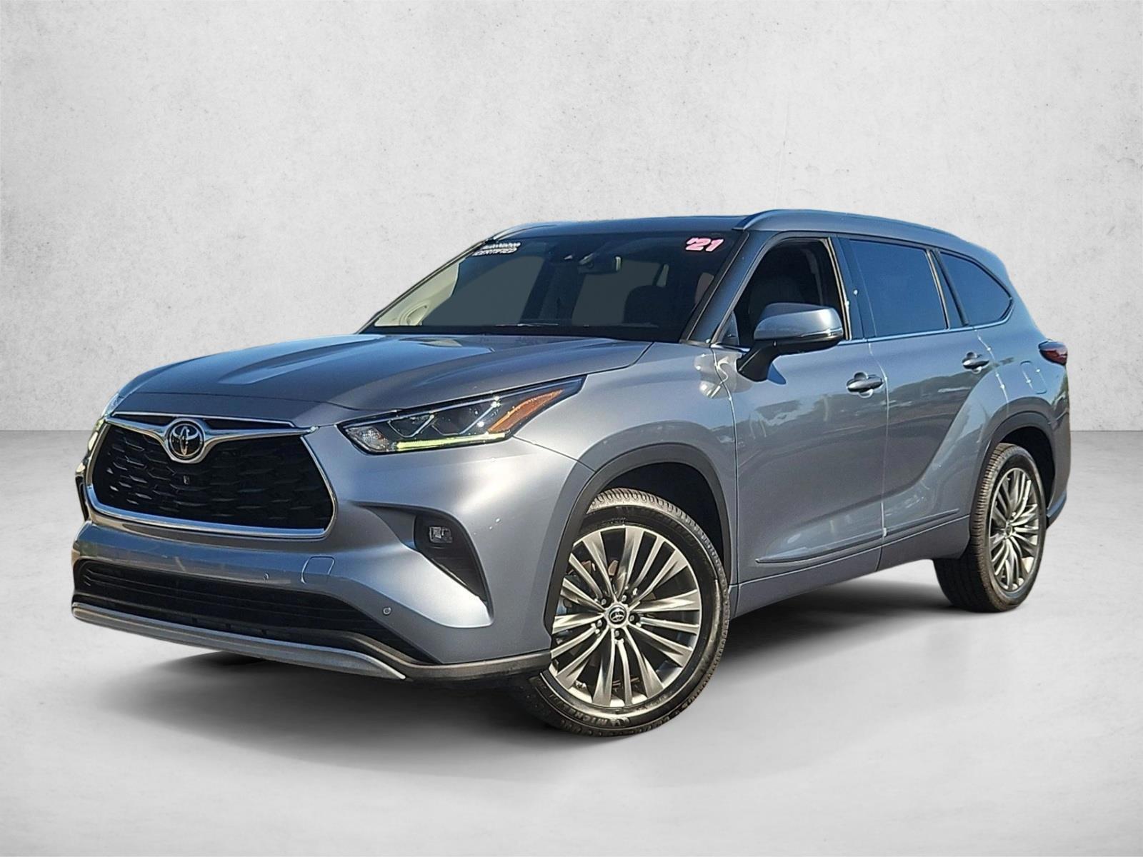 Thumbnail: 2021 Toyota Highlander - 1