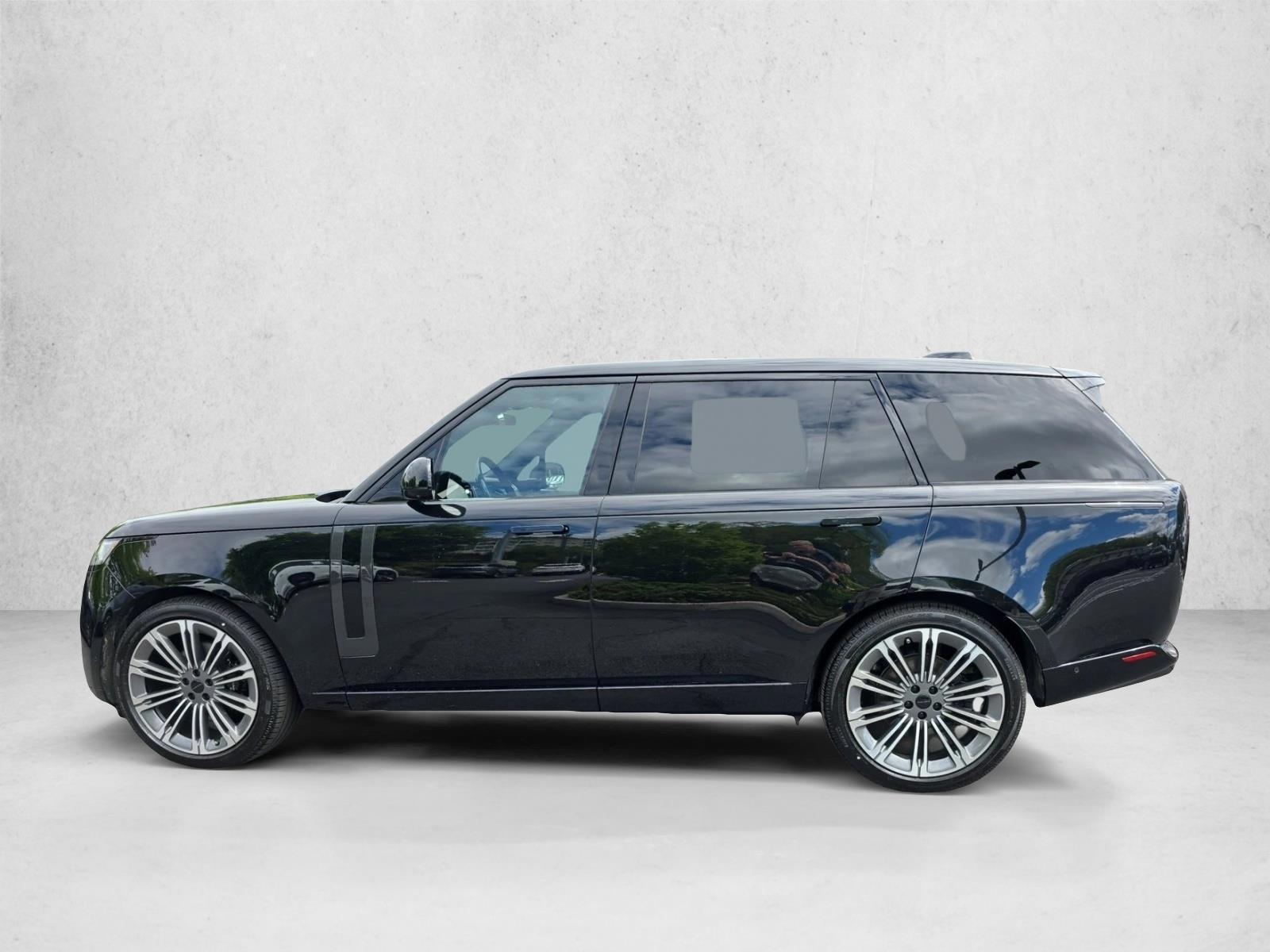 Thumbnail: 2026 Land Rover Range Rover - 2