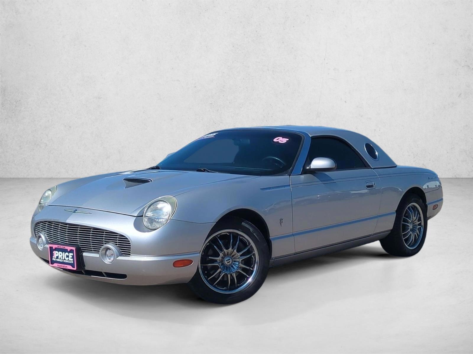 Thumbnail: 2005 Ford Thunderbird - 1