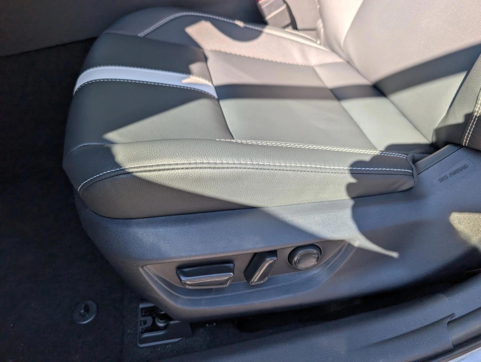 Thumbnail: 2026 Toyota Camry - 4