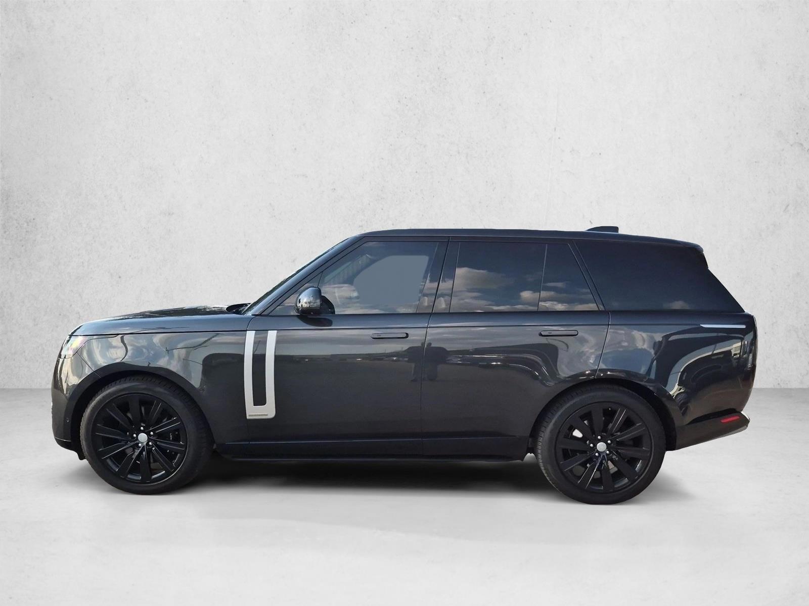 Thumbnail: 2023 Land Rover Range Rover - 2