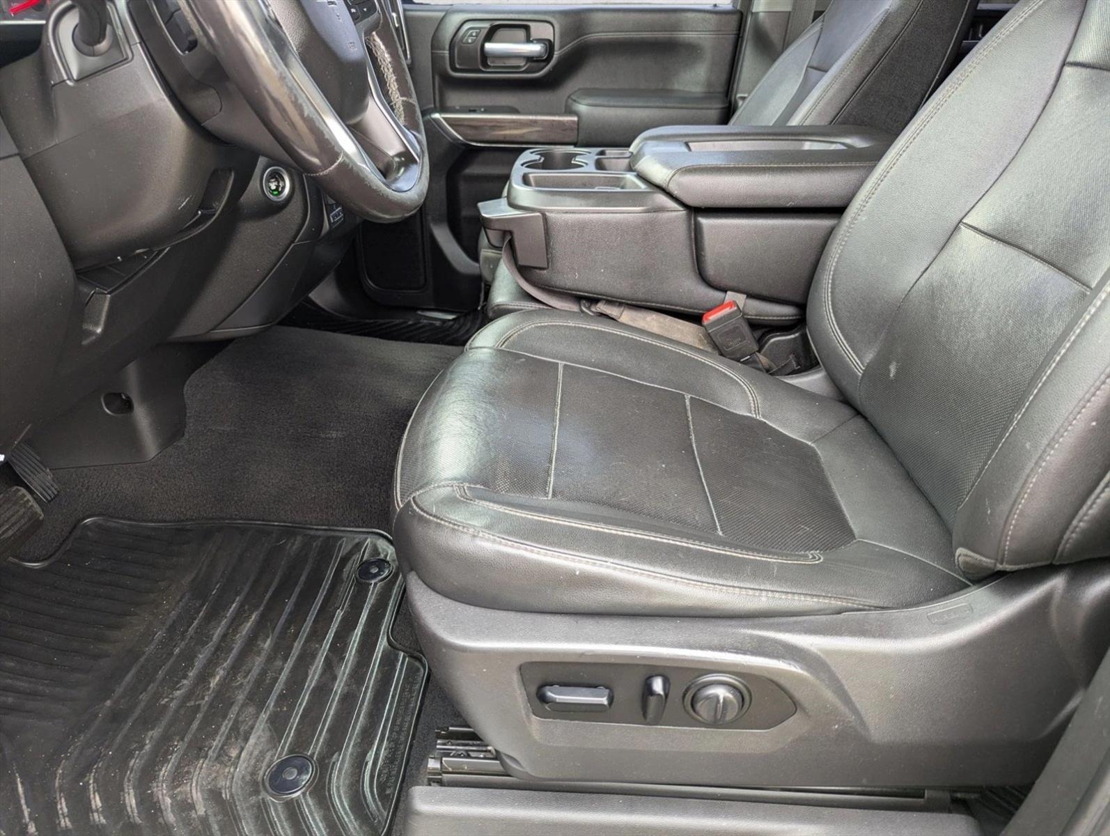 Thumbnail: 2021 Chevrolet Silverado 2500 - 4
