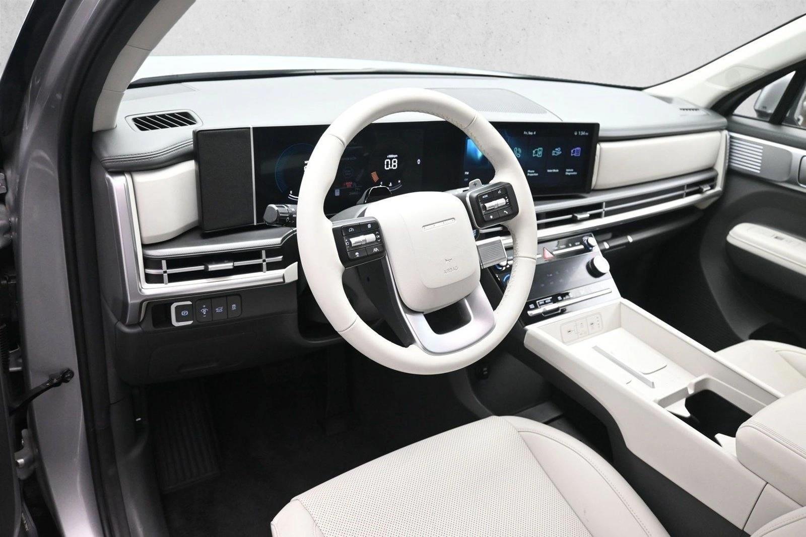 Thumbnail: 2025 Hyundai Santa Fe - 3