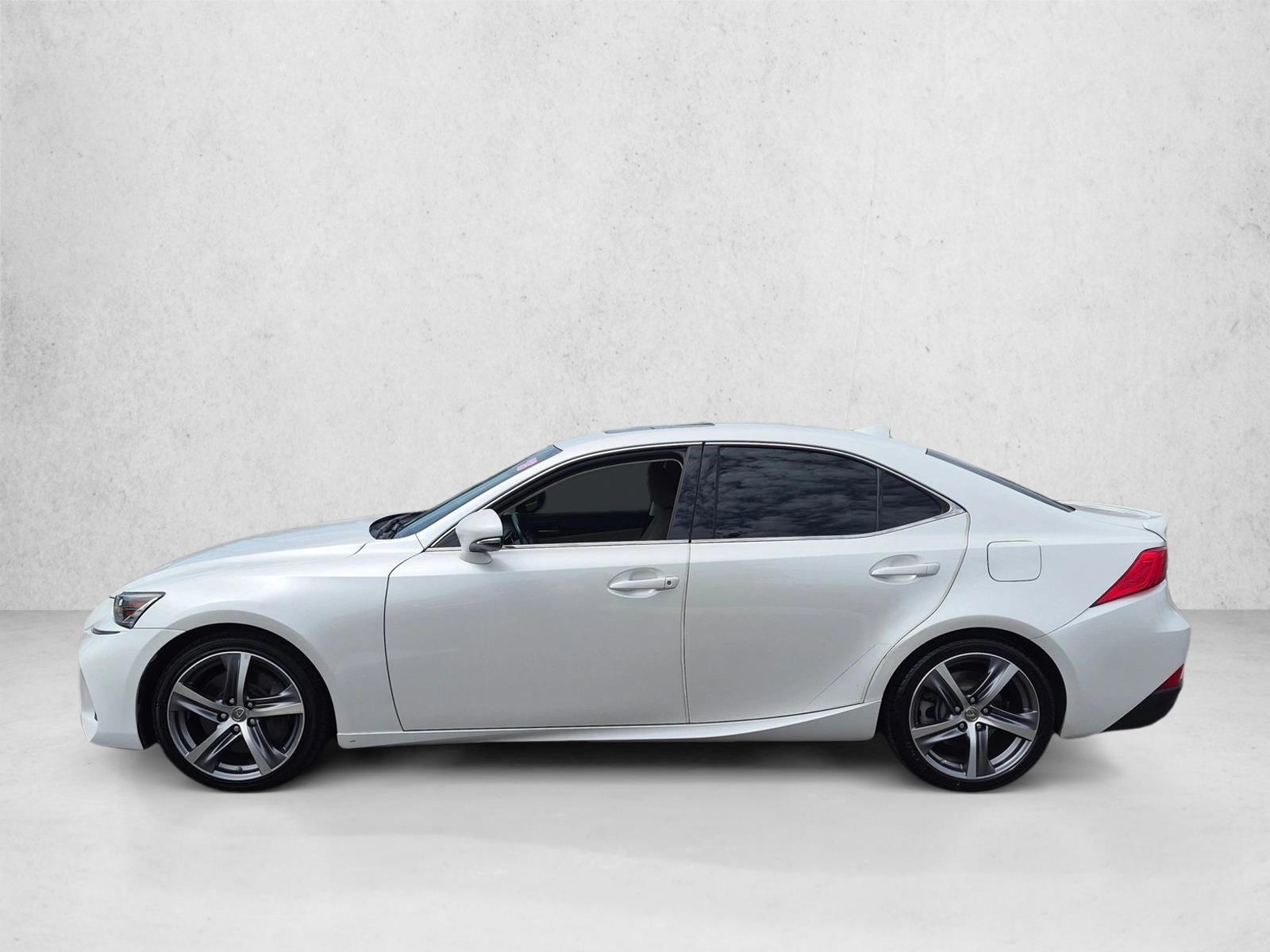 Thumbnail: 2018 Lexus IS - 2