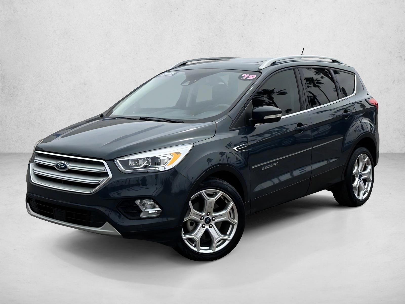 Thumbnail: 2019 Ford Escape - 1