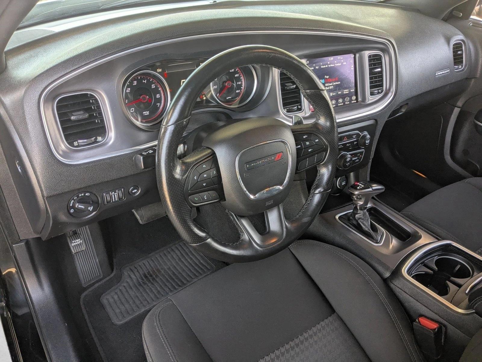 Thumbnail: 2019 Dodge Charger - 3