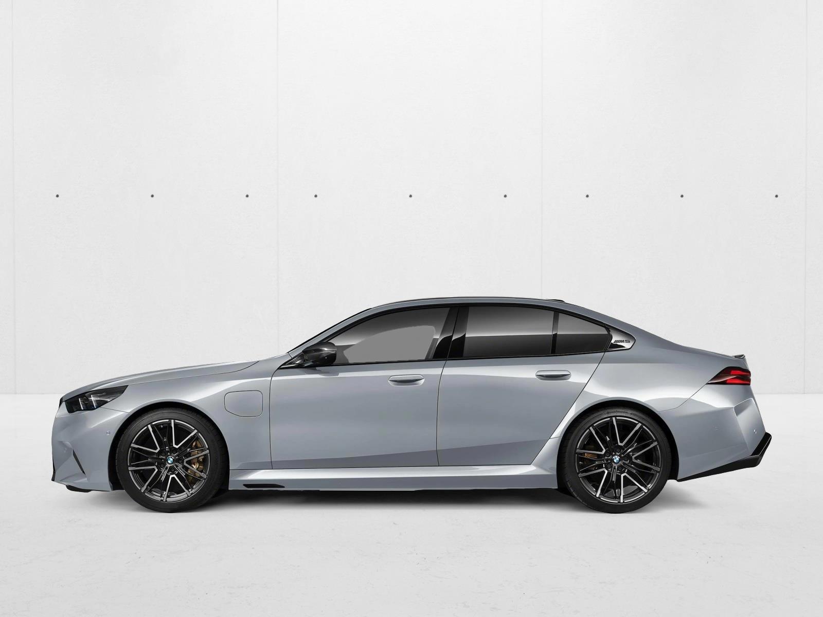 Thumbnail: 2026 BMW M5 - 2