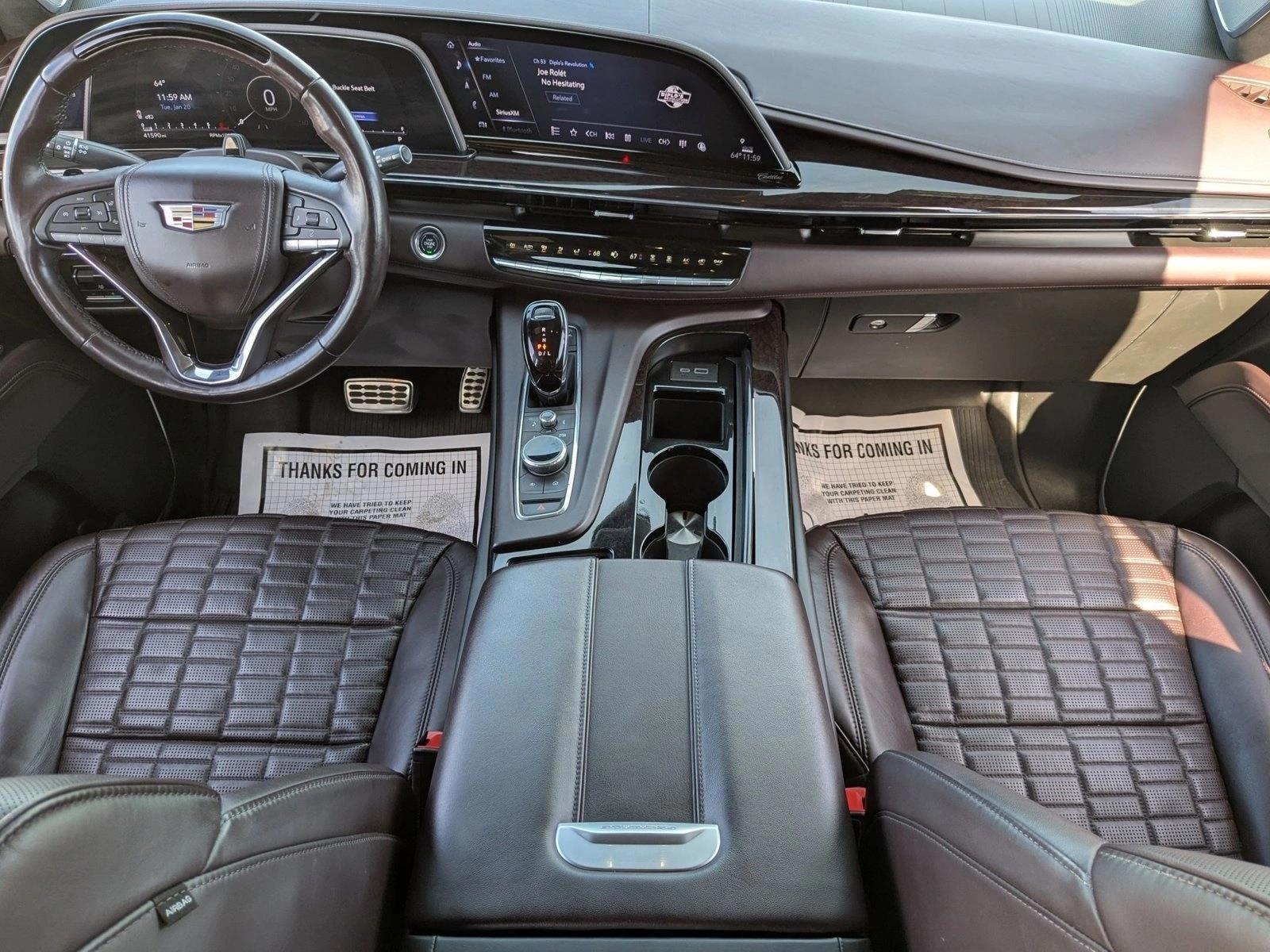 Thumbnail: 2023 Cadillac Escalade - 4